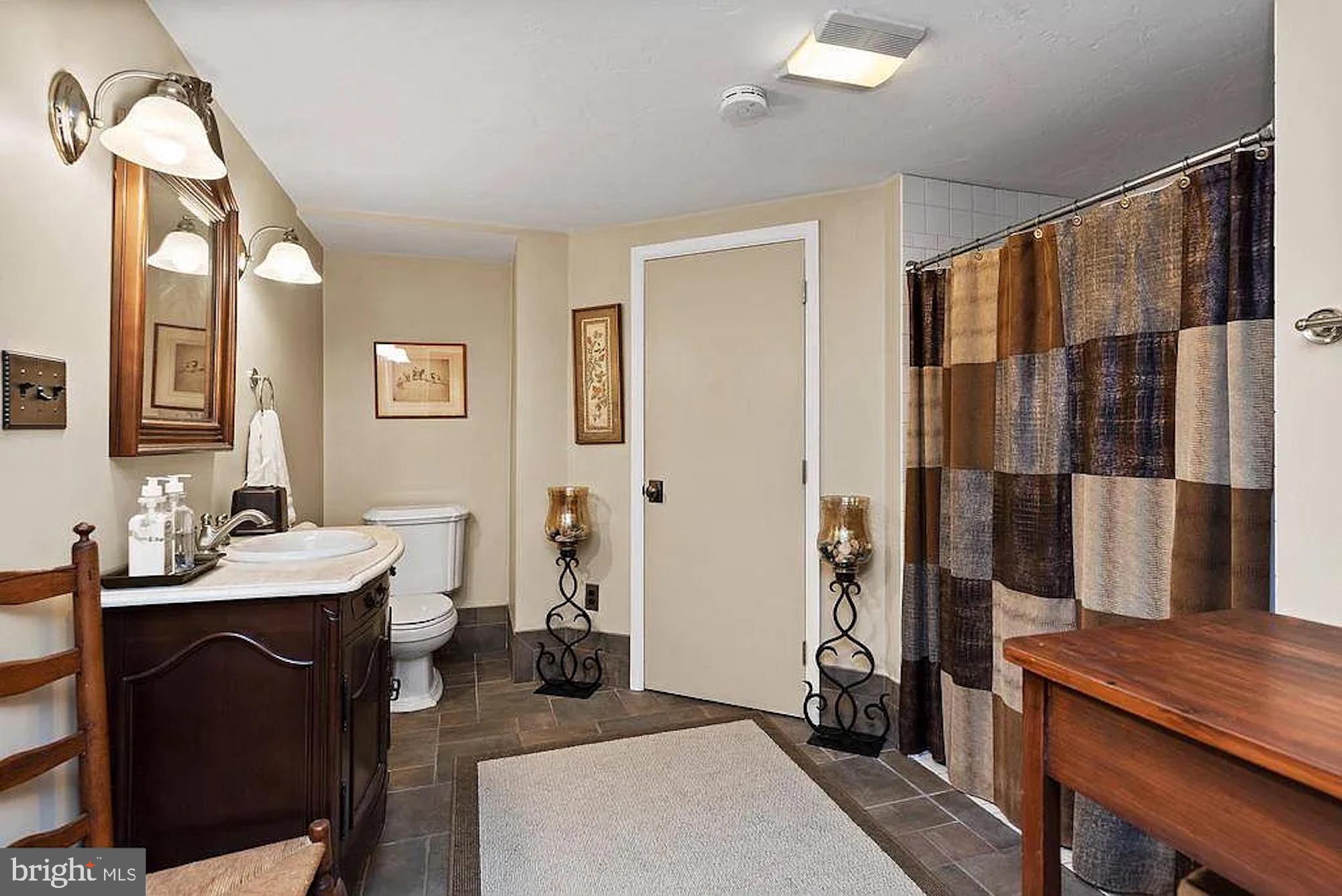 ABBOTTSTOWN - Residential