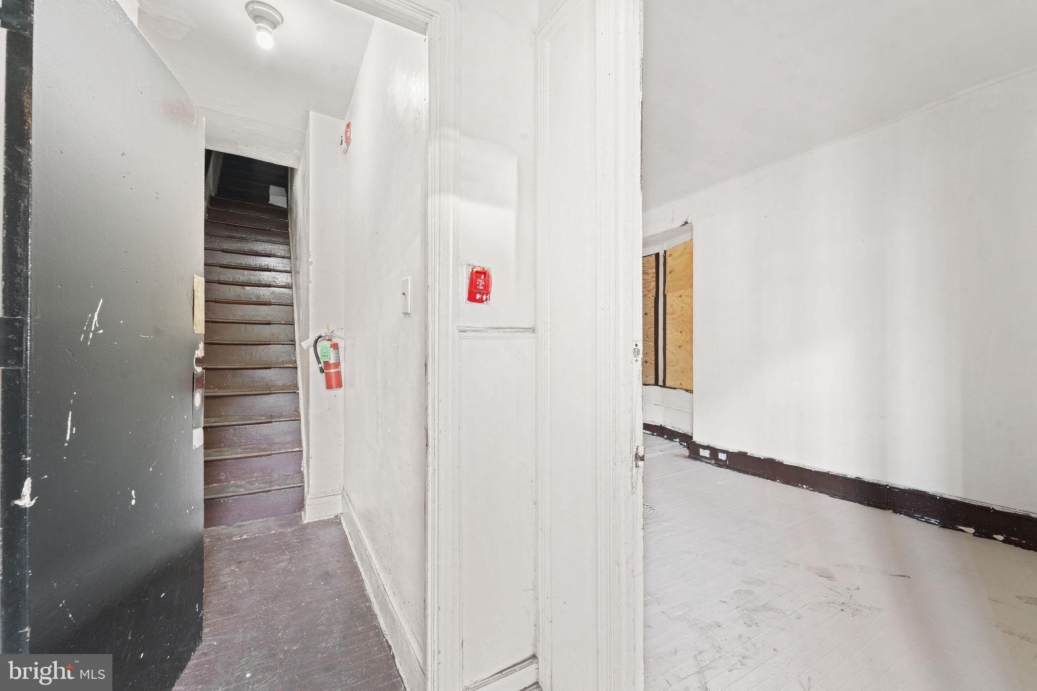 145 W MANHEIM STREET