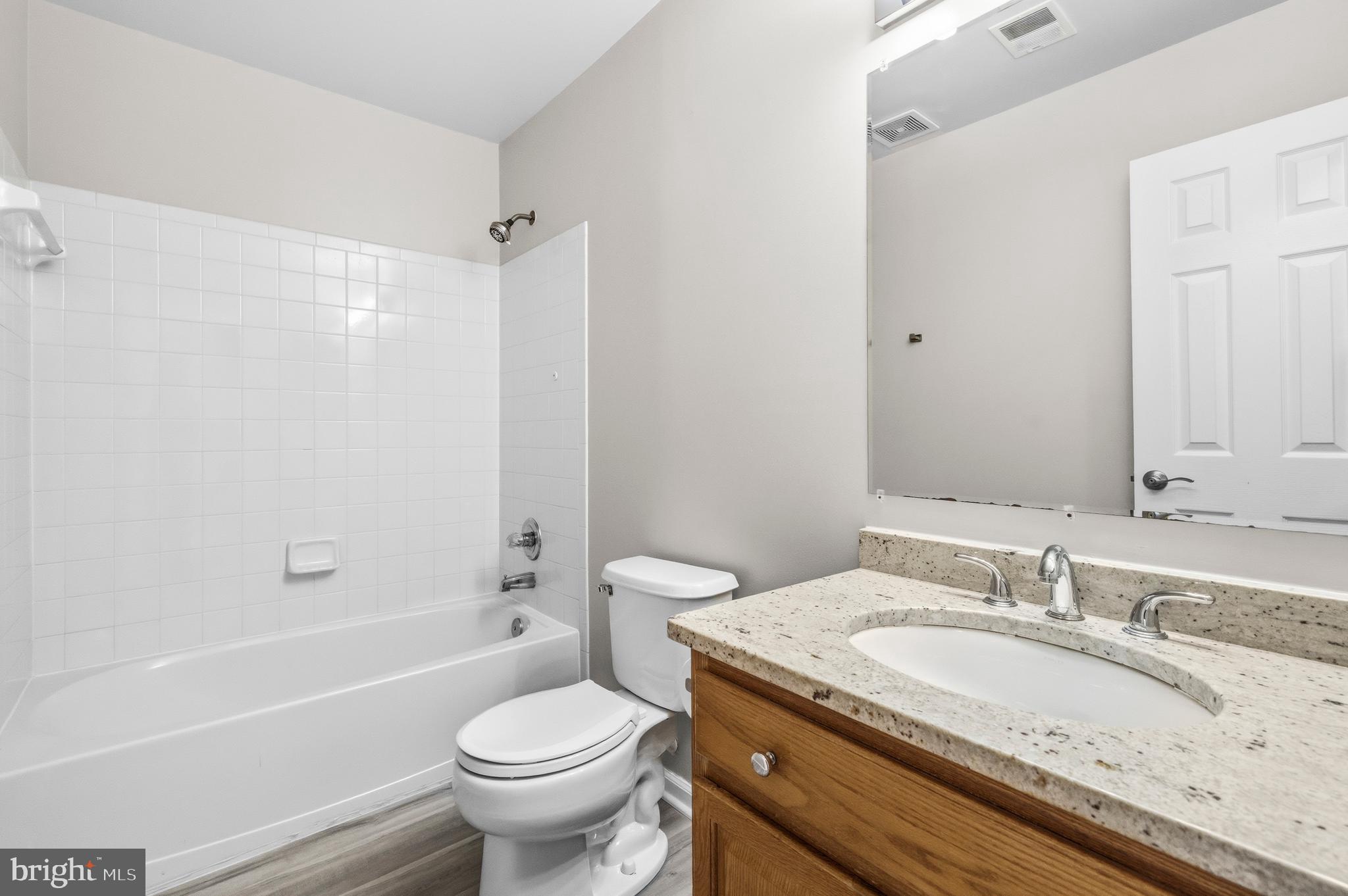 BROADLANDS - Residential