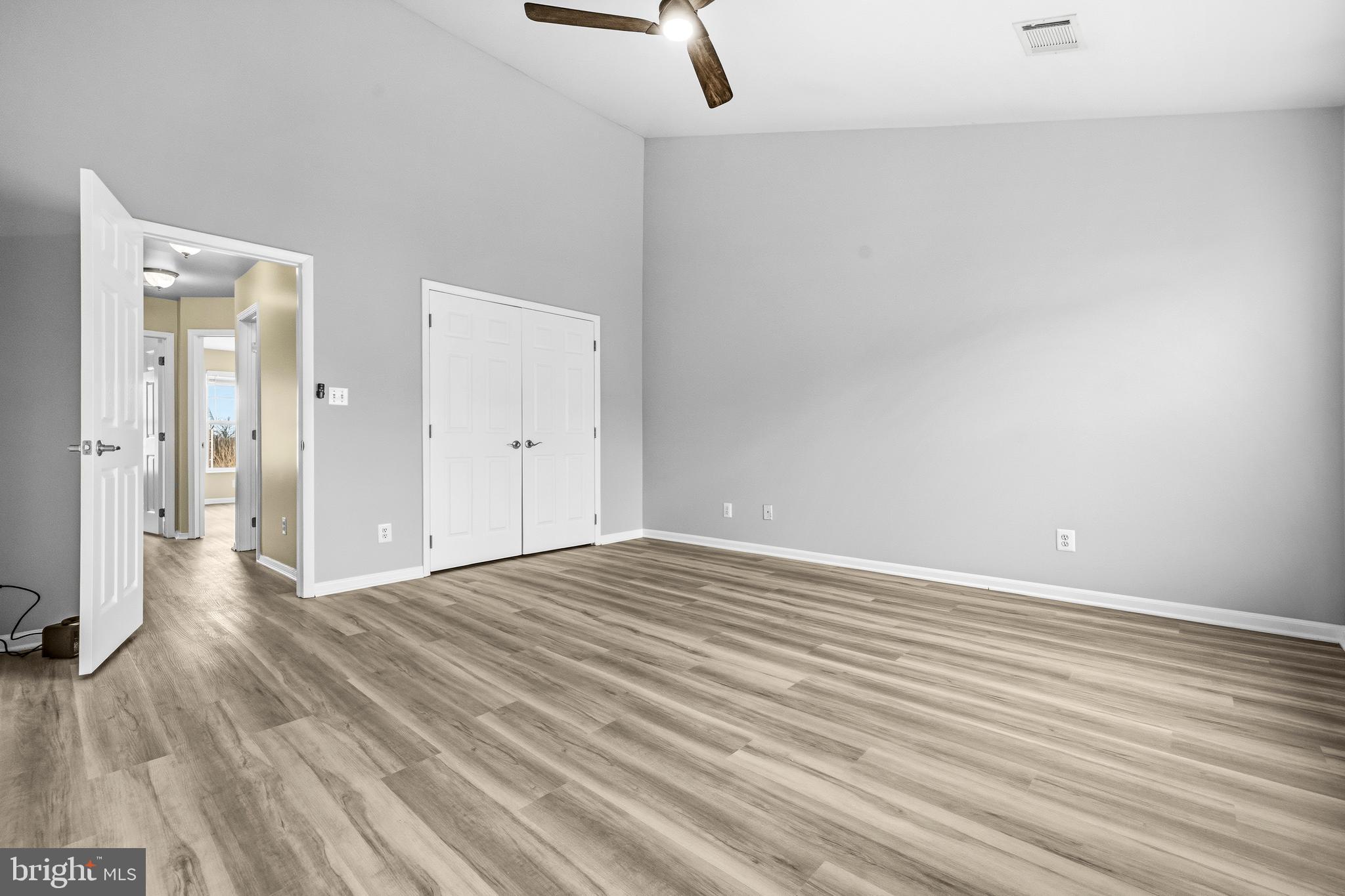 BROADLANDS - Residential