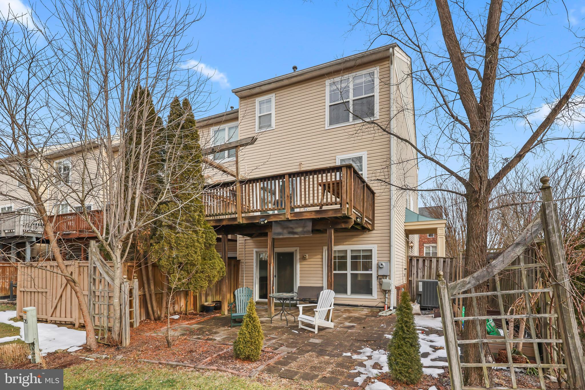 BROADLANDS - Residential