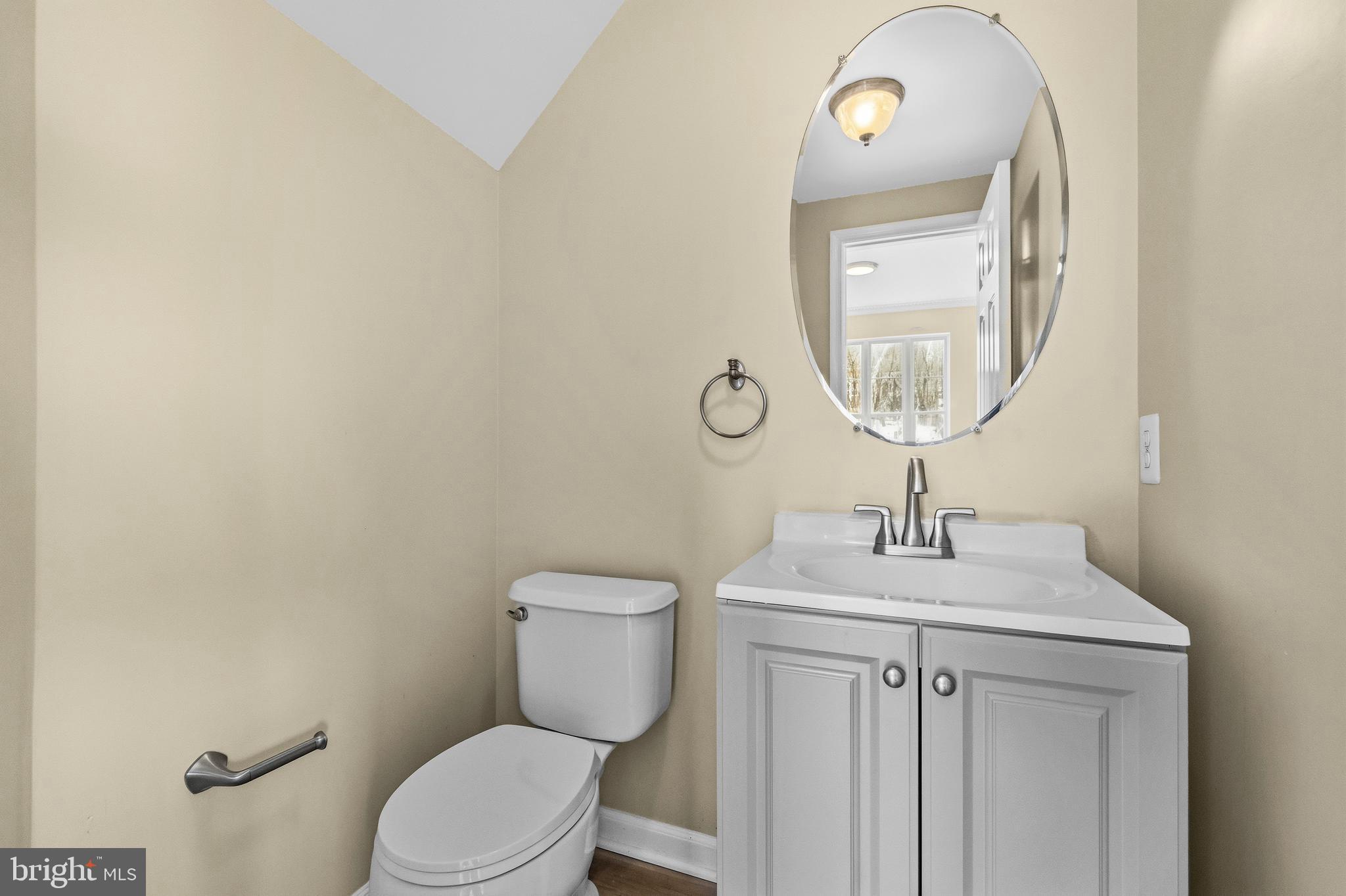 BROADLANDS - Residential