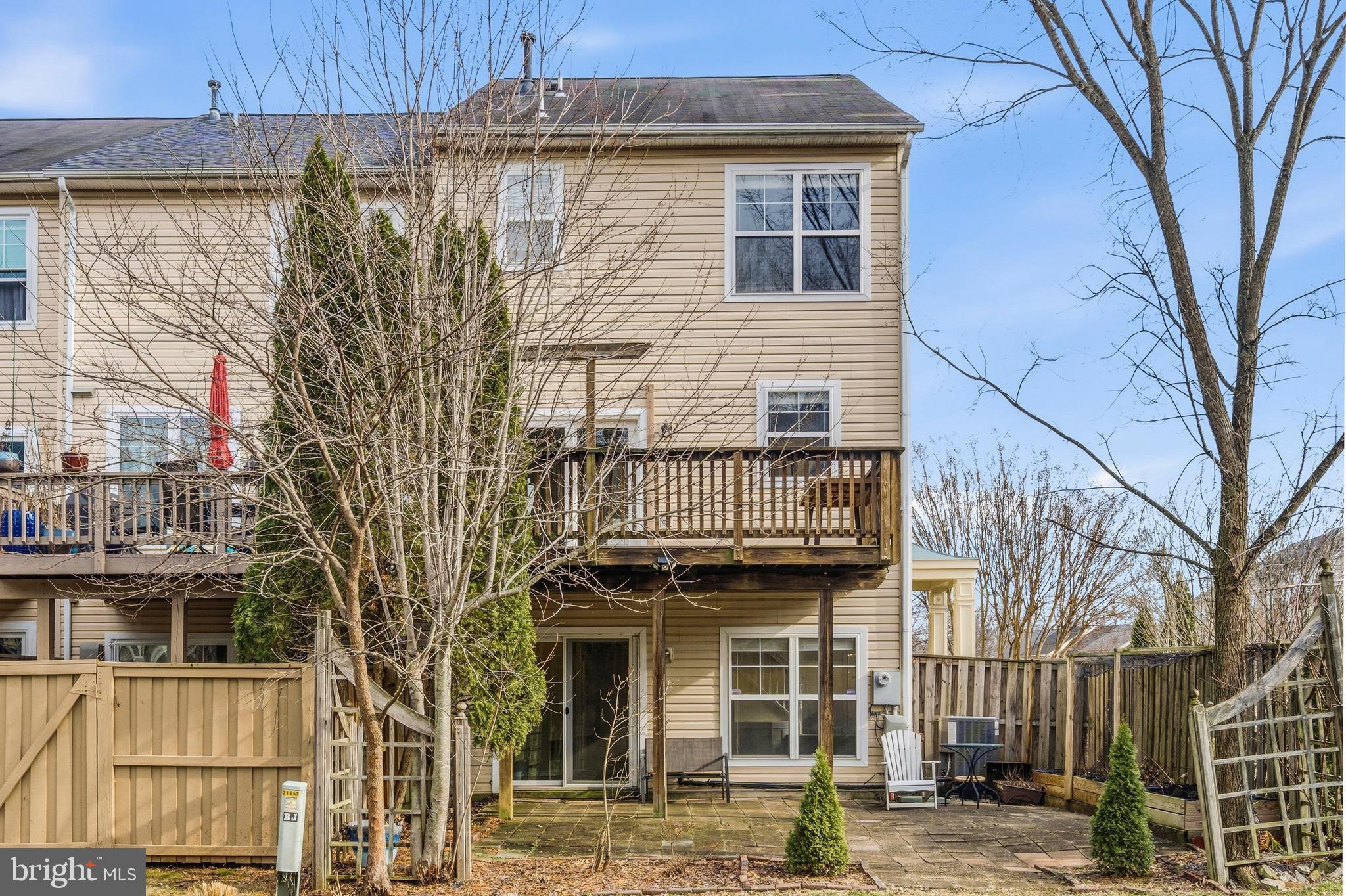 BROADLANDS - Residential