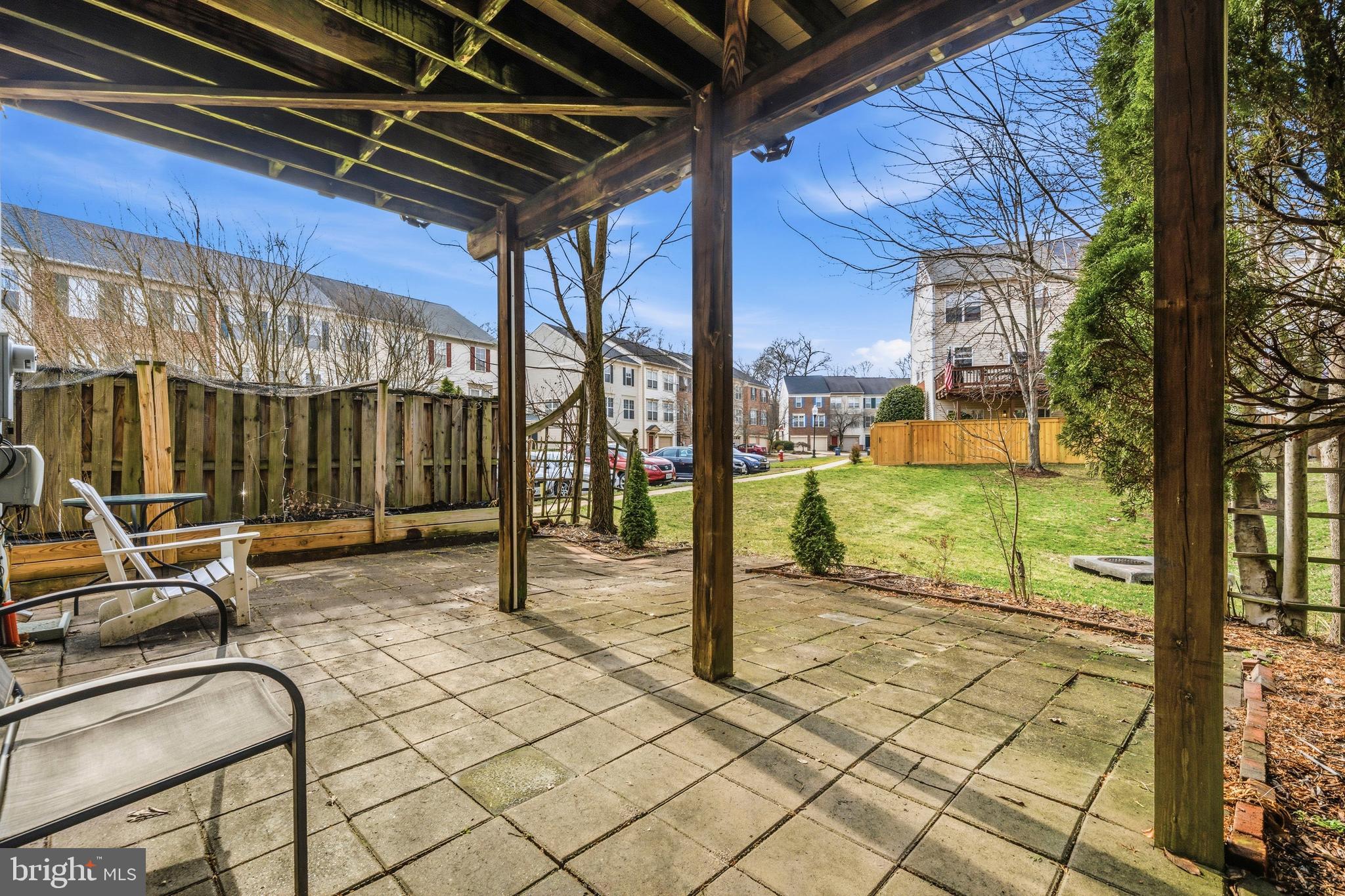 BROADLANDS - Residential