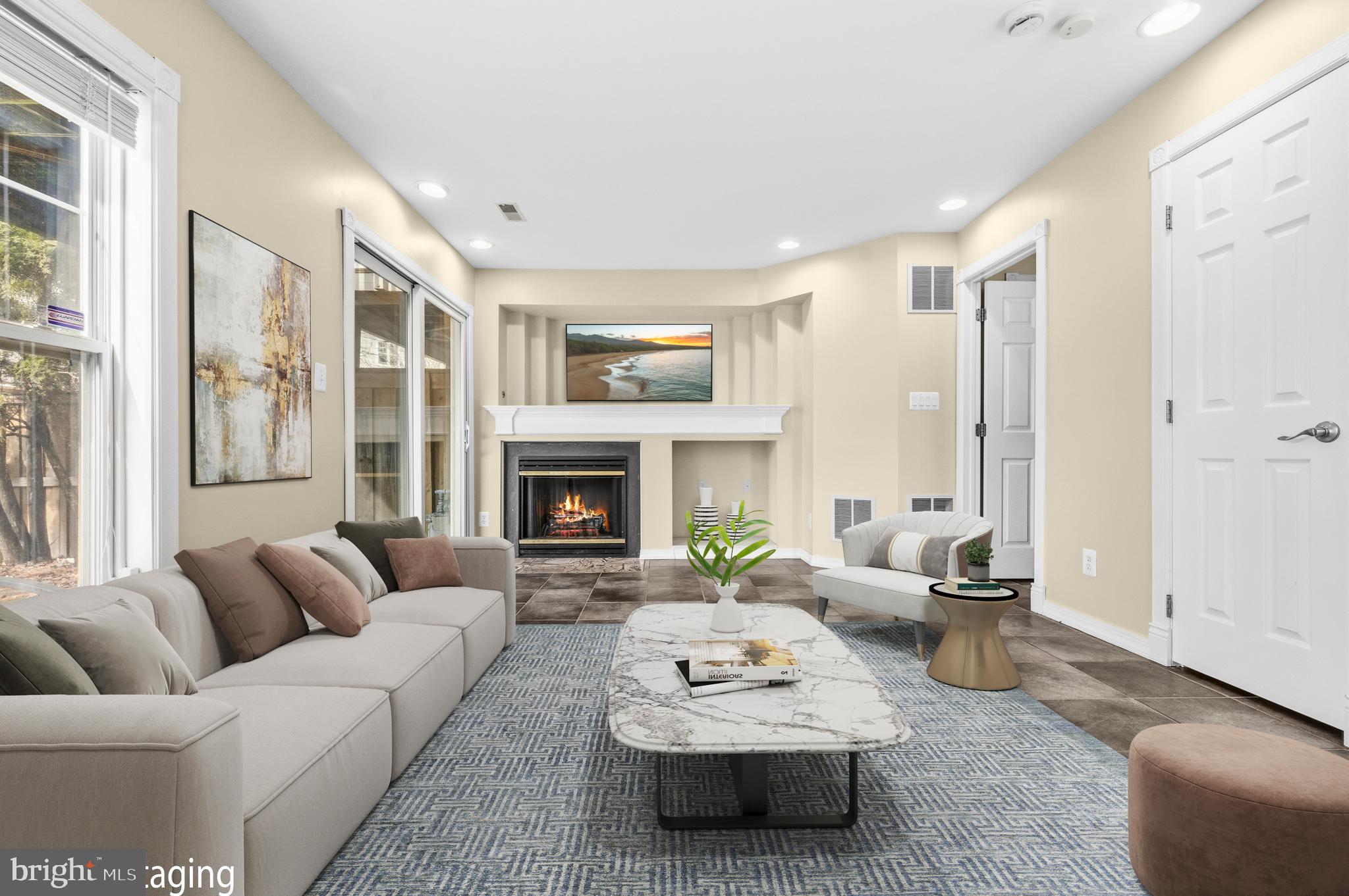 BROADLANDS - Residential