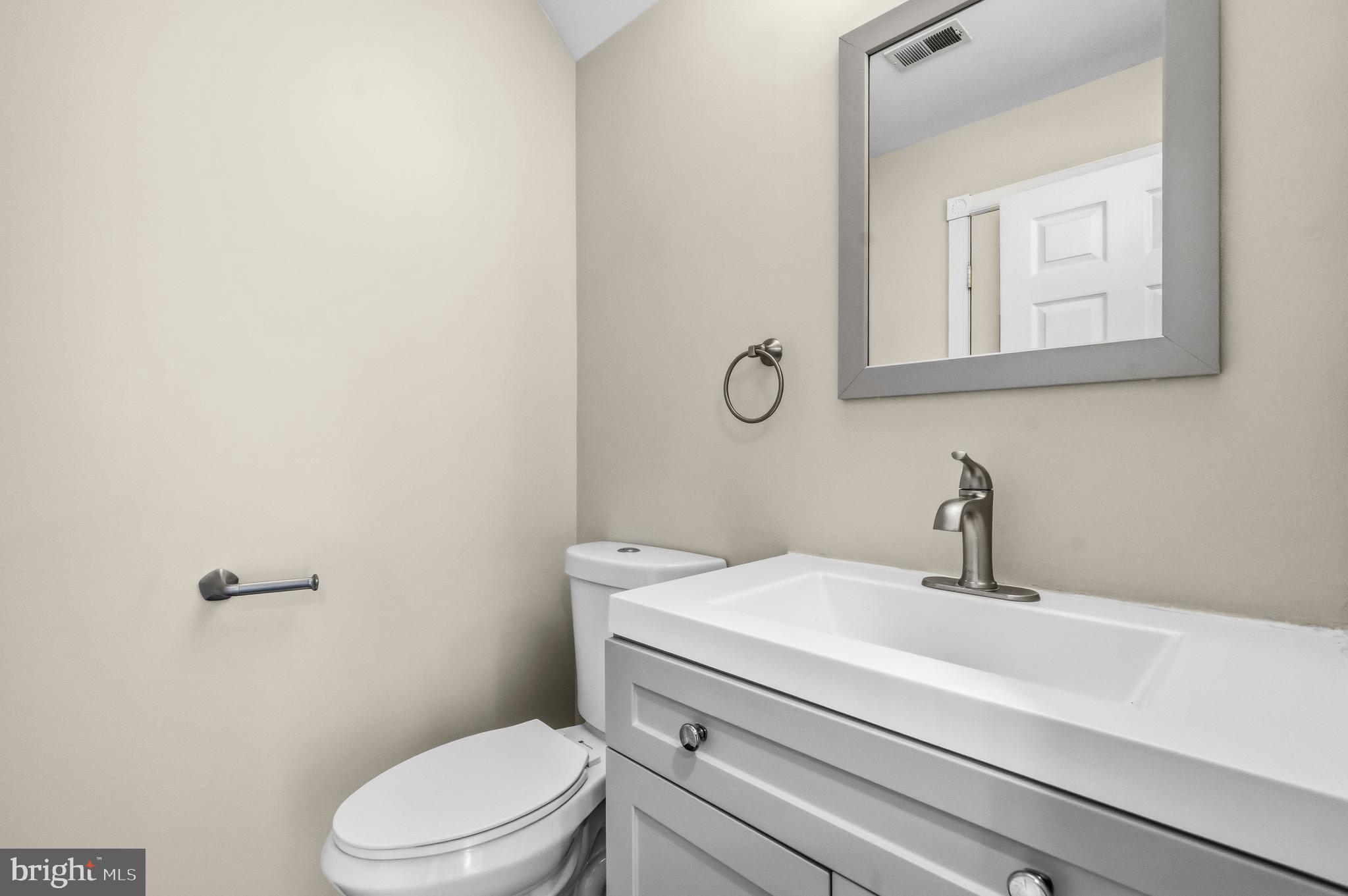 BROADLANDS - Residential