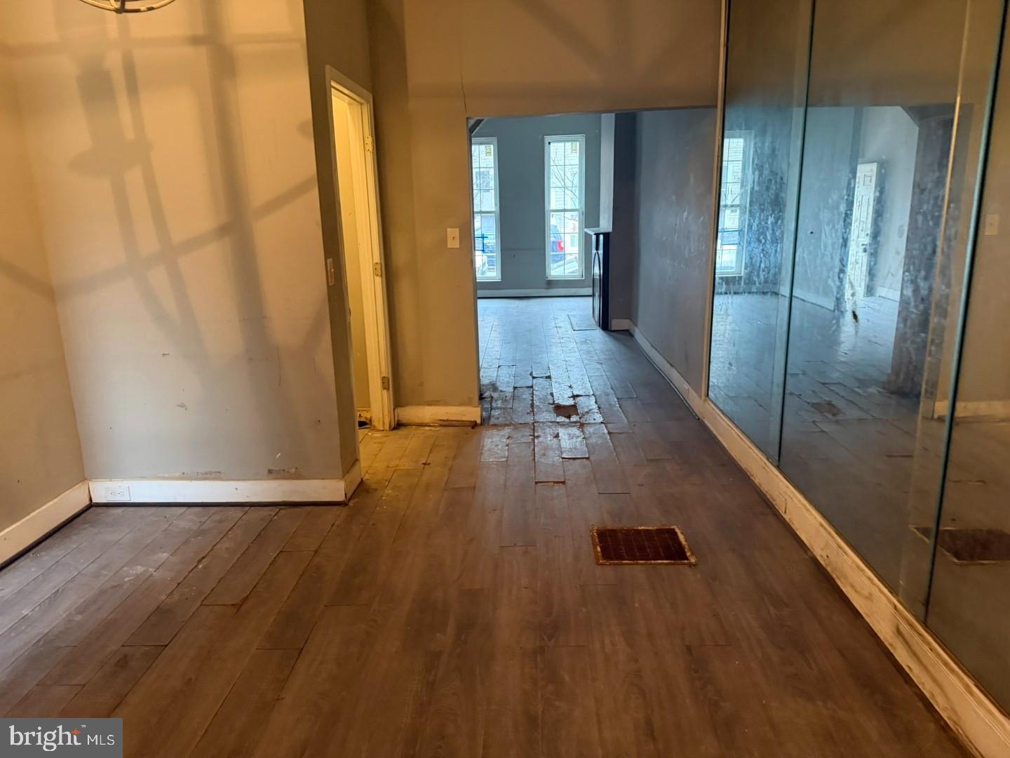 OLIVER - Residential