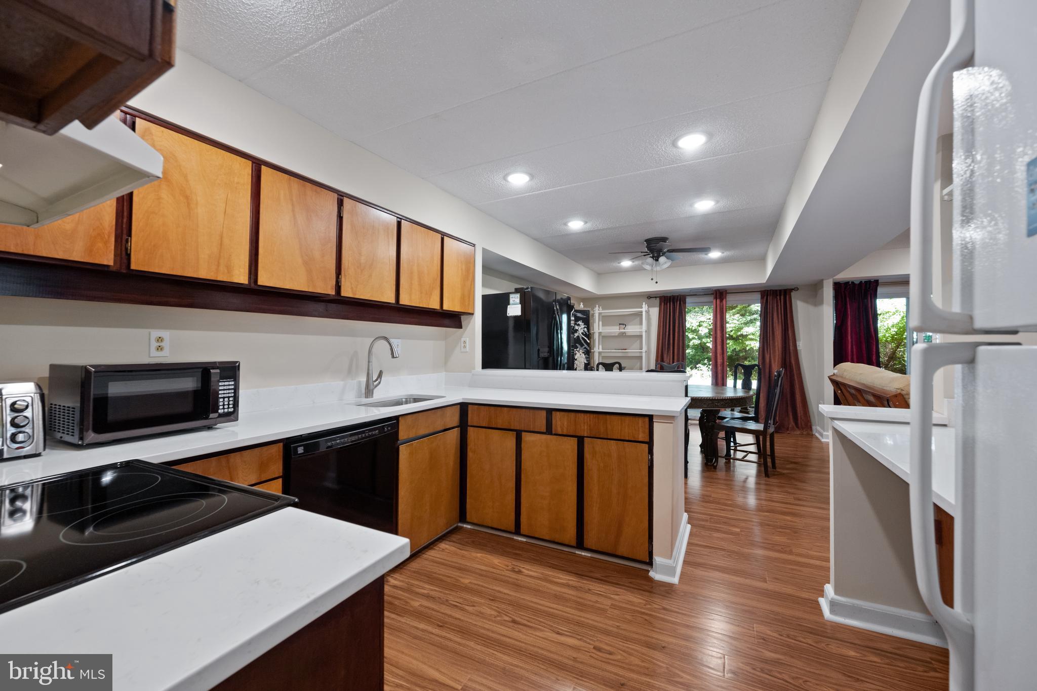 DEERING WOODS - Residential