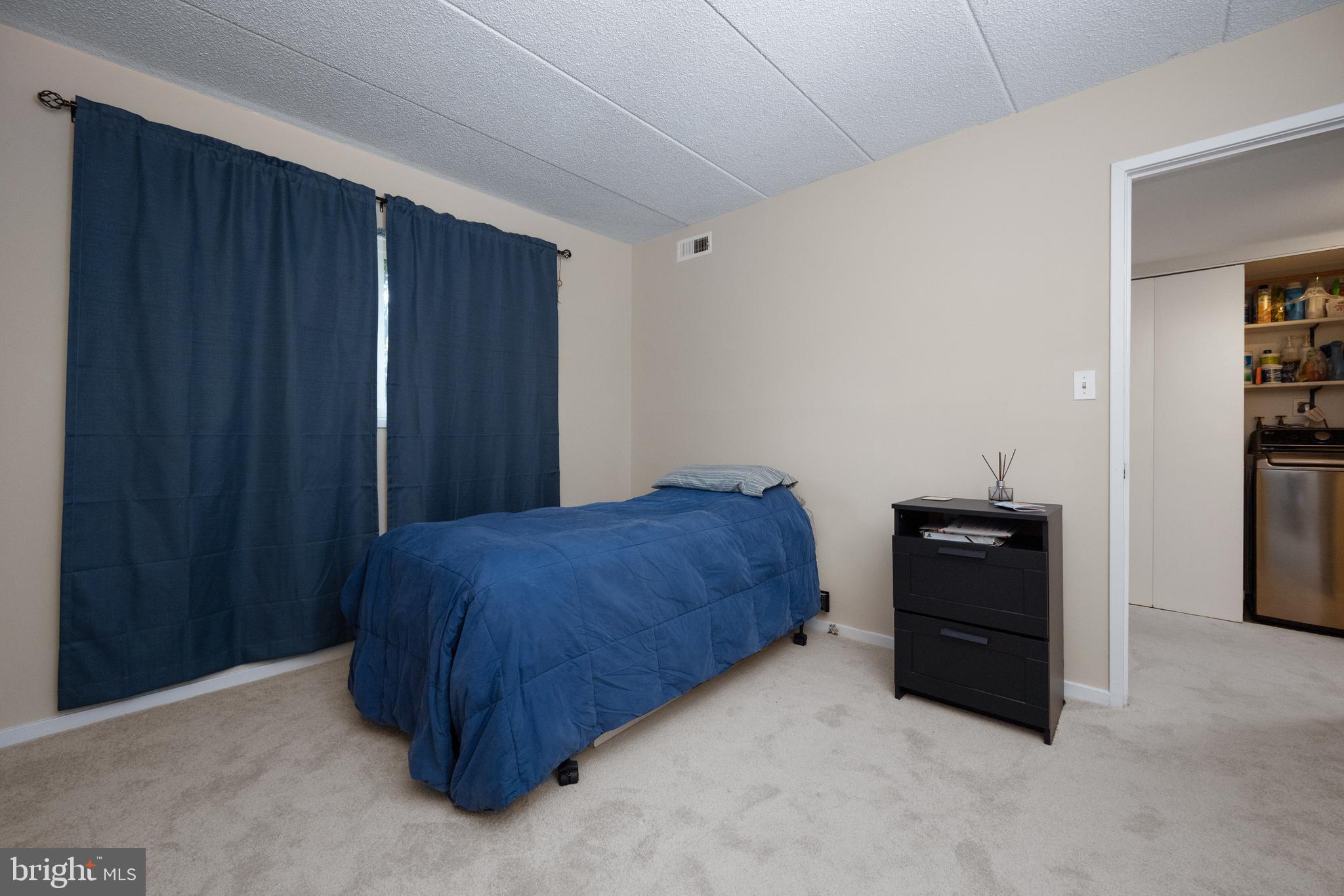 DEERING WOODS - Residential