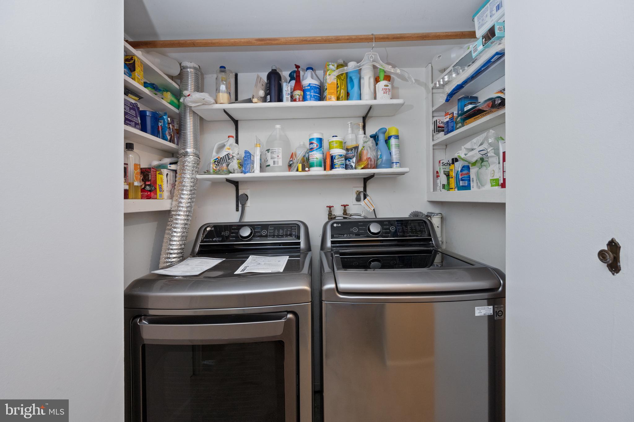 DEERING WOODS - Residential