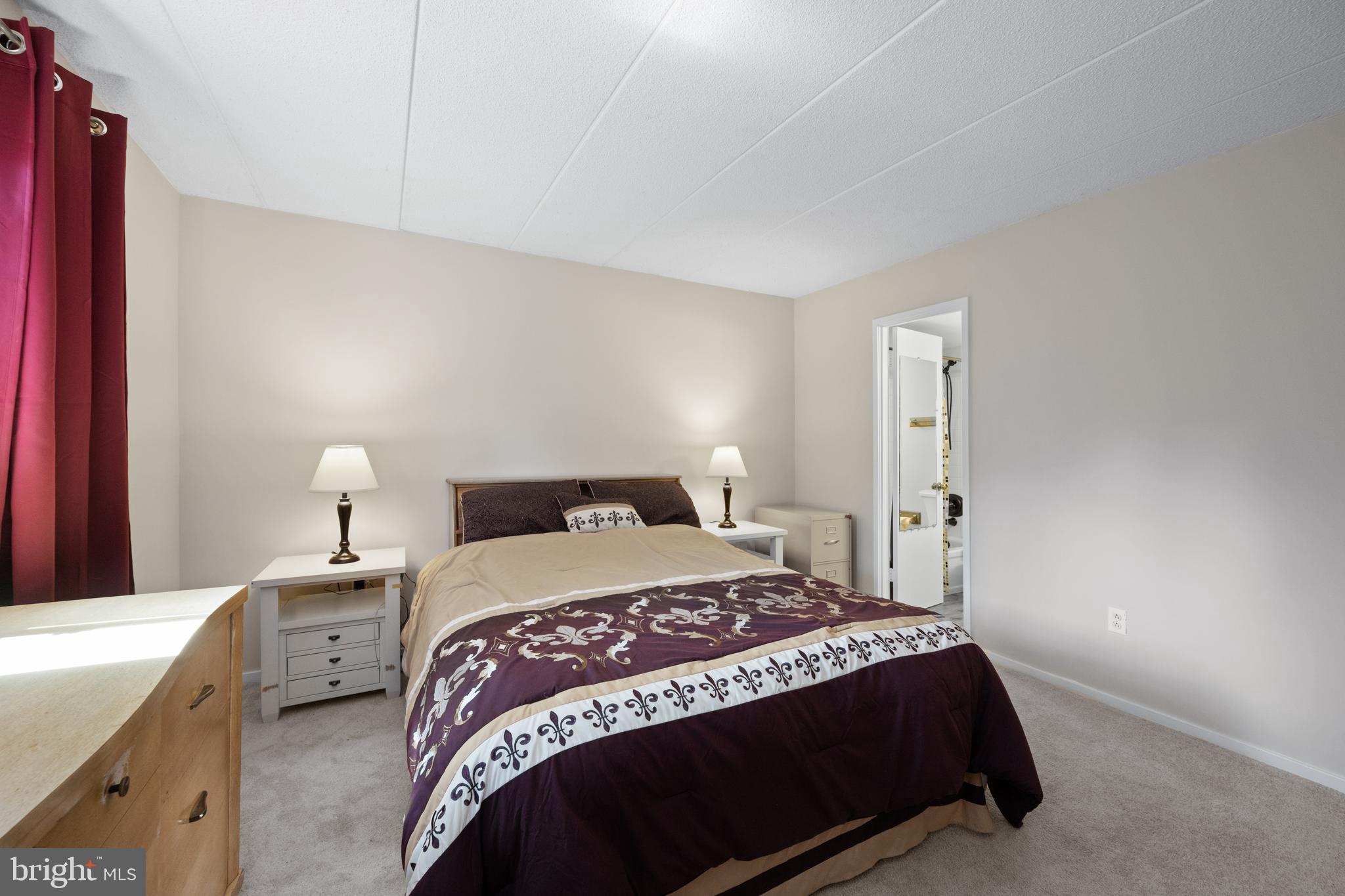 DEERING WOODS - Residential