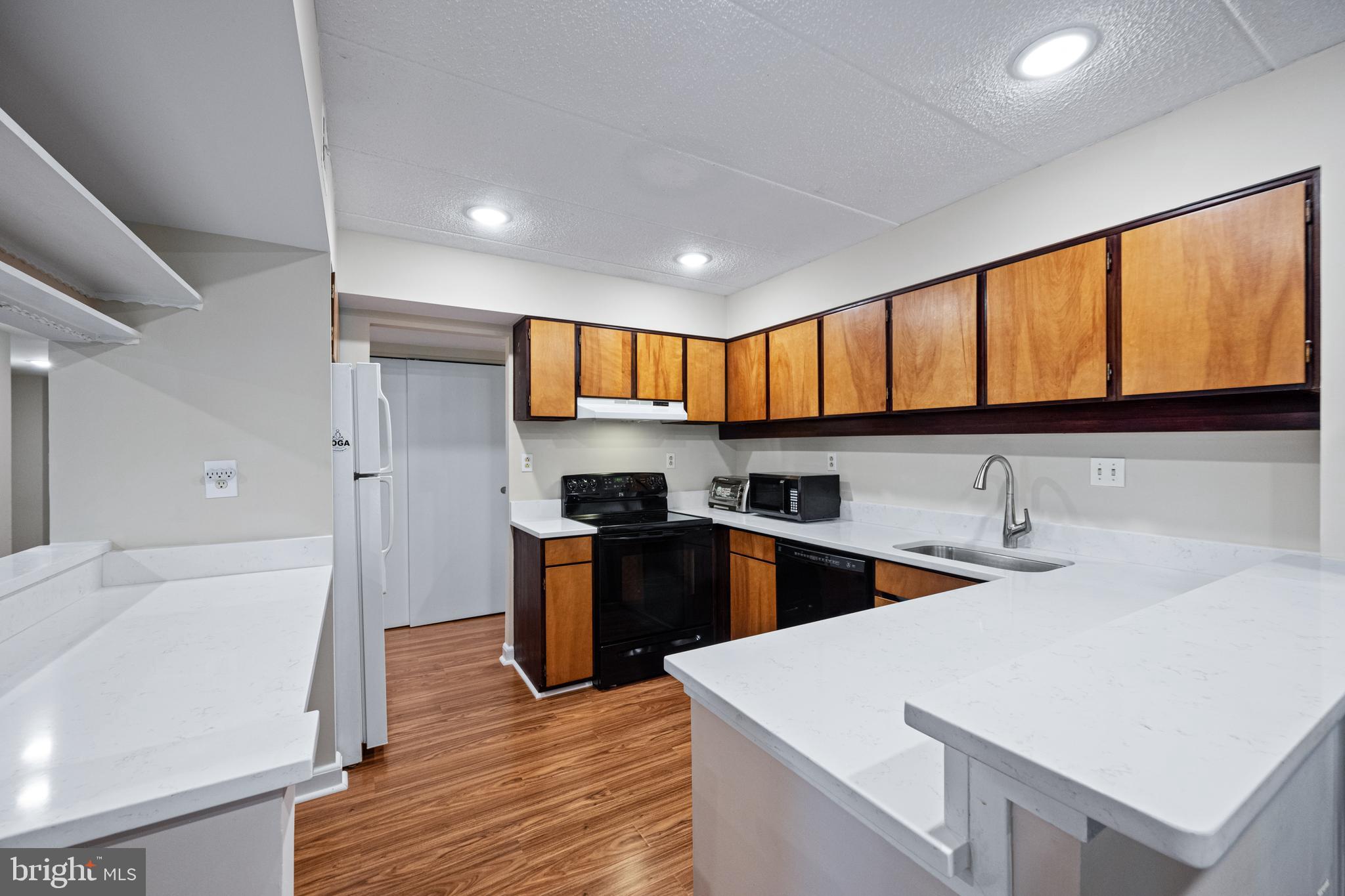 DEERING WOODS - Residential