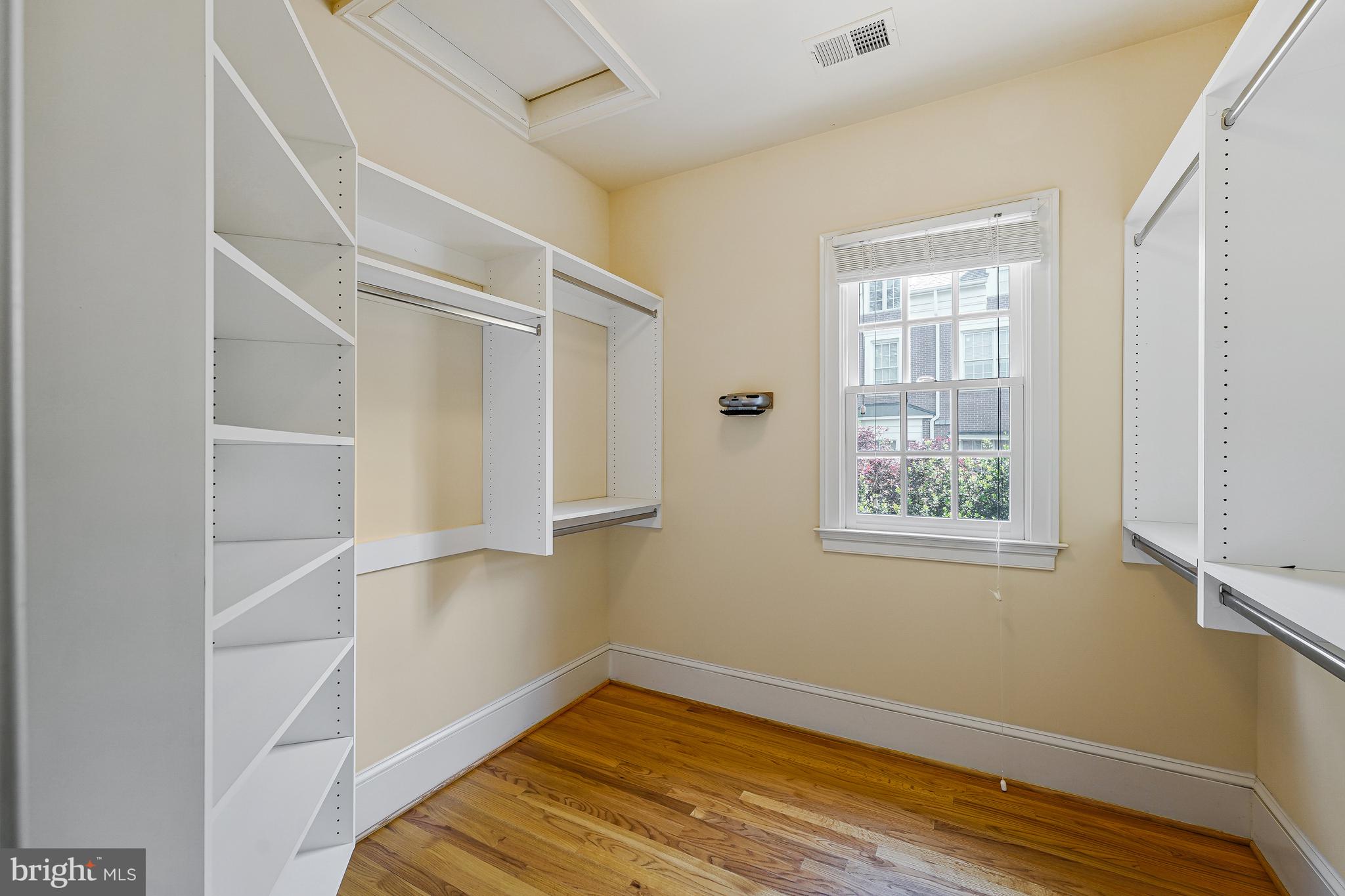 EVANS FARM - Residential