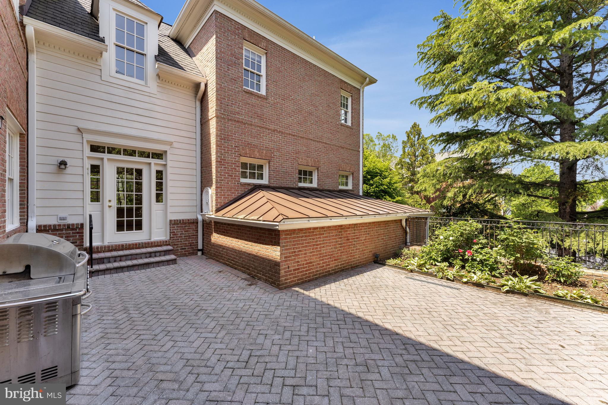 EVANS FARM - Residential