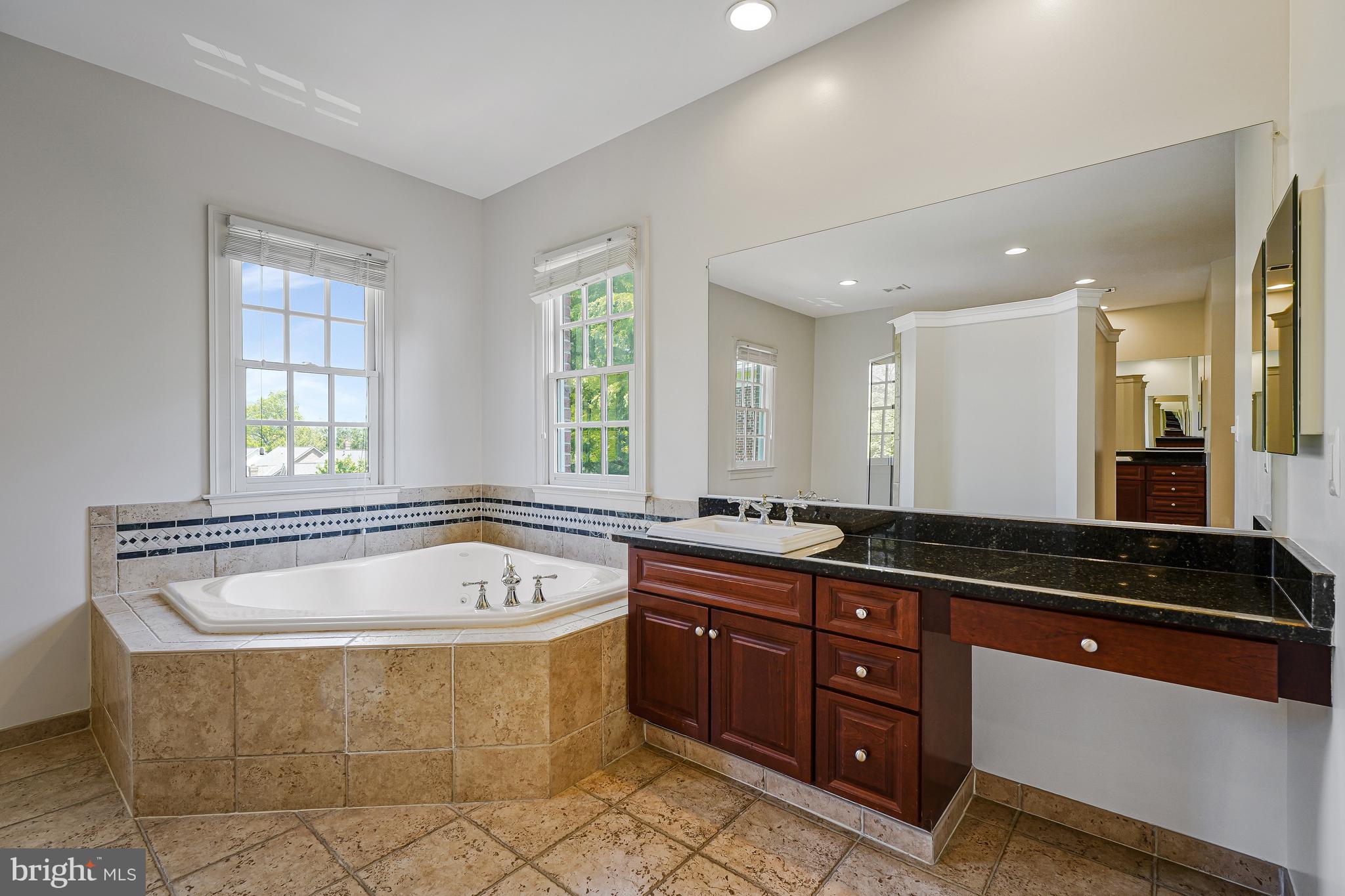 EVANS FARM - Residential