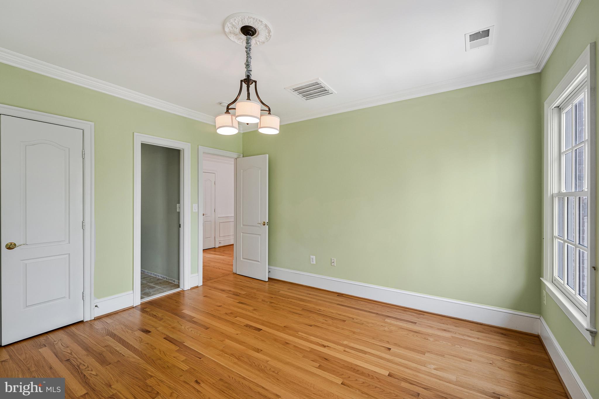 EVANS FARM - Residential