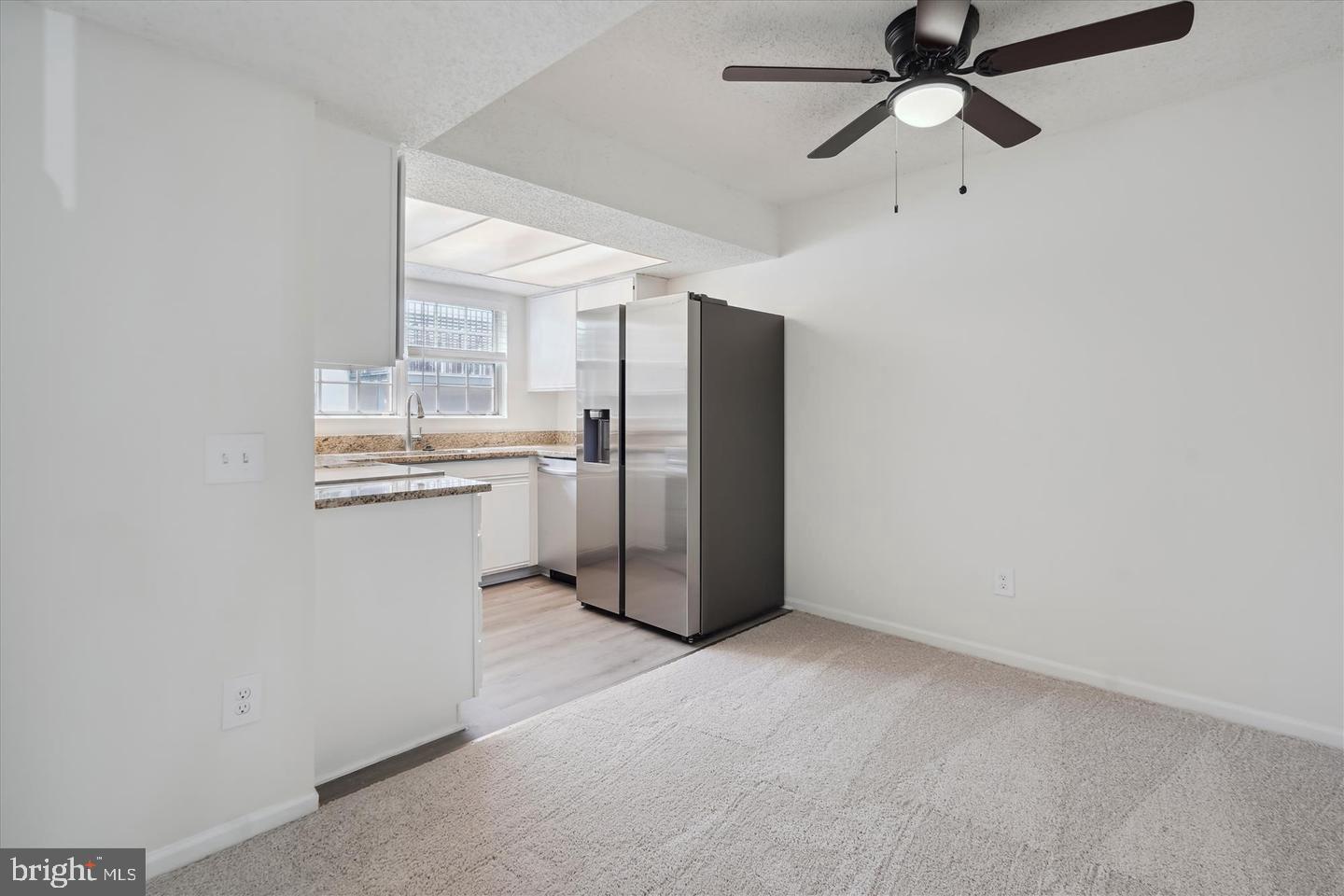 HUNTERS SQUARE - Residential Lease