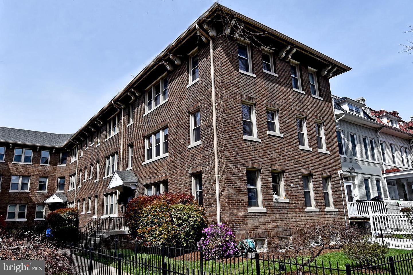 1725 LANIER PLACE NW 9C