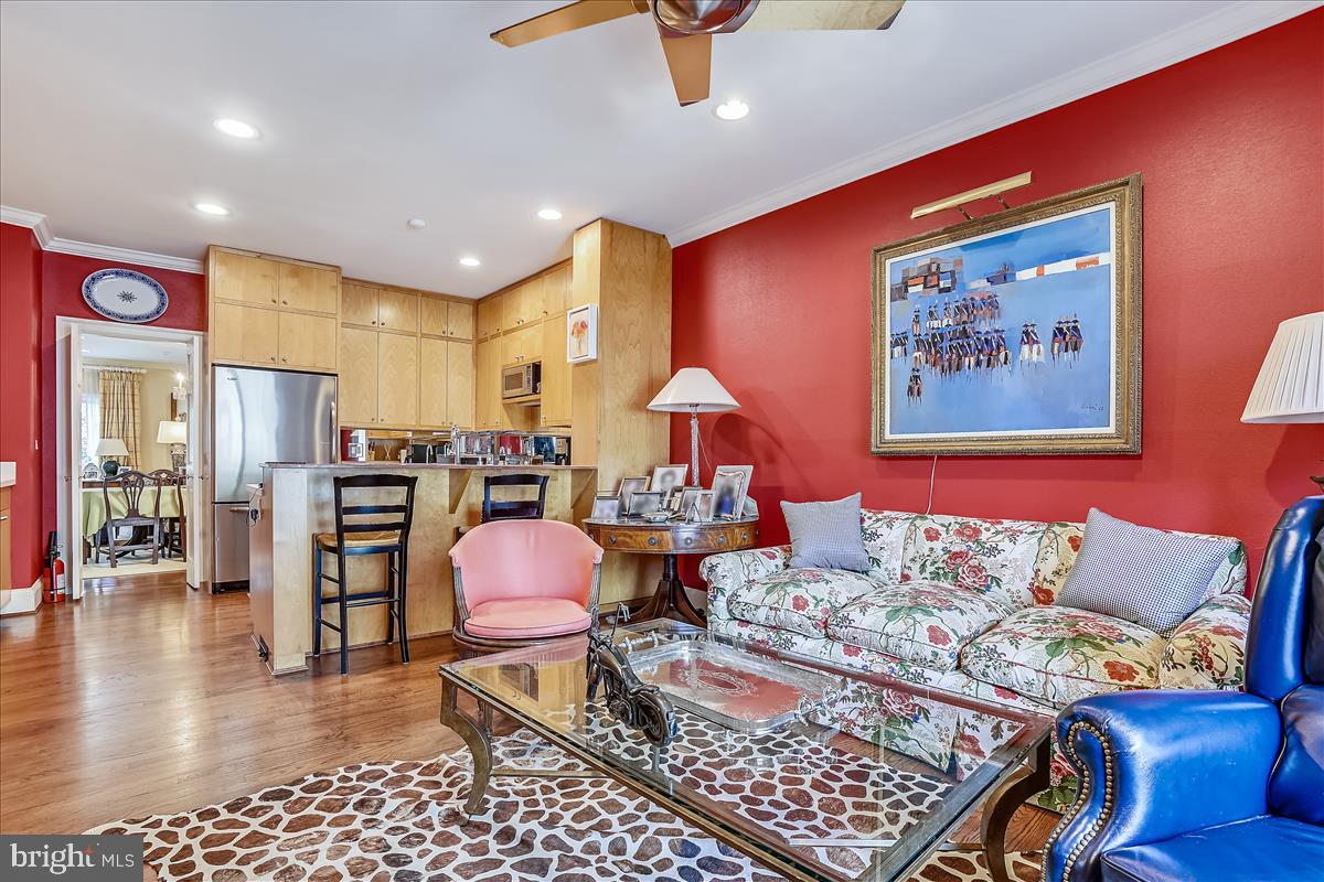 NORTH ROLAND PARK - Residential