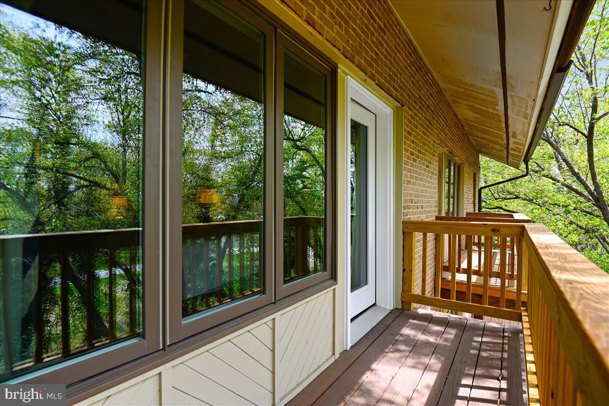 NORTH ROLAND PARK - Residential