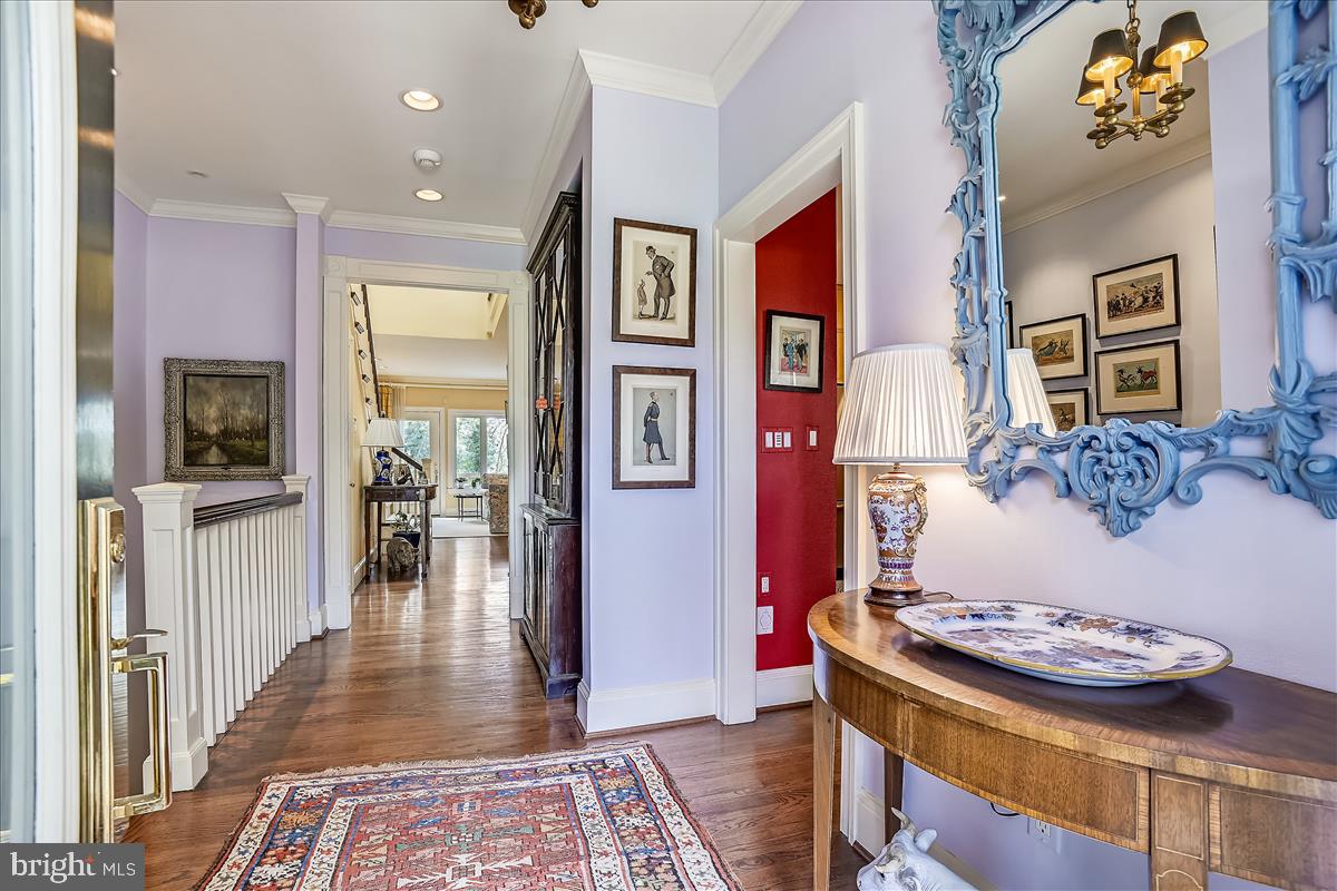 NORTH ROLAND PARK - Residential