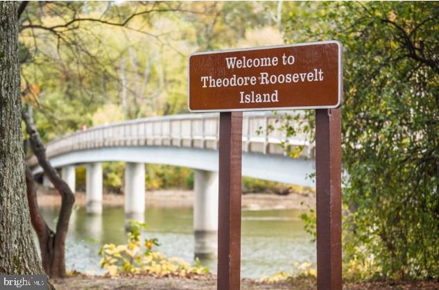 THE JEFFERSON - SUNRISE SENIOR LIVING - Residential