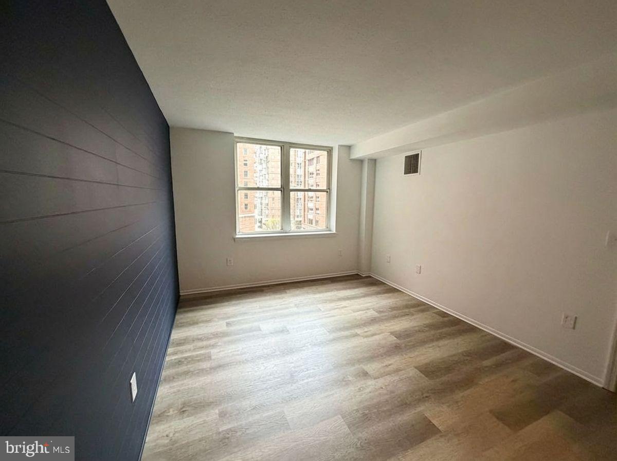 THE JEFFERSON - SUNRISE SENIOR LIVING - Residential