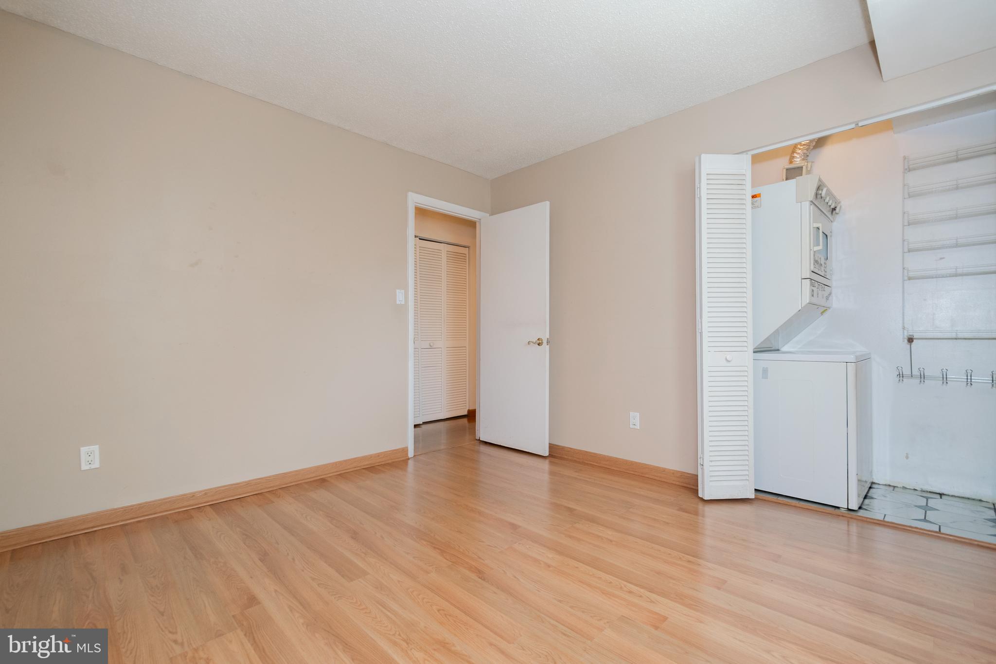 GARDEN OWINGS MILLS - Residential