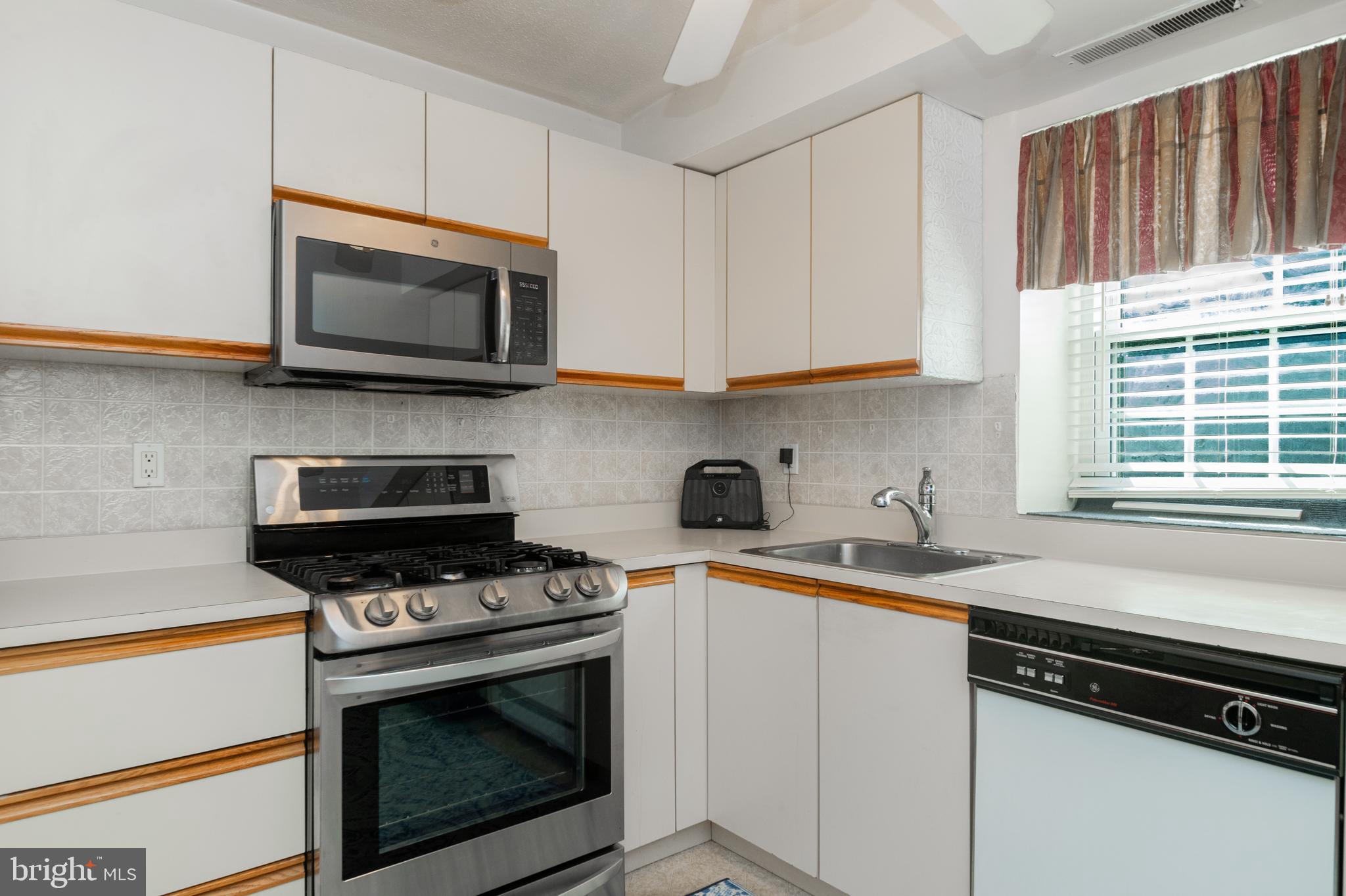 GARDEN OWINGS MILLS - Residential