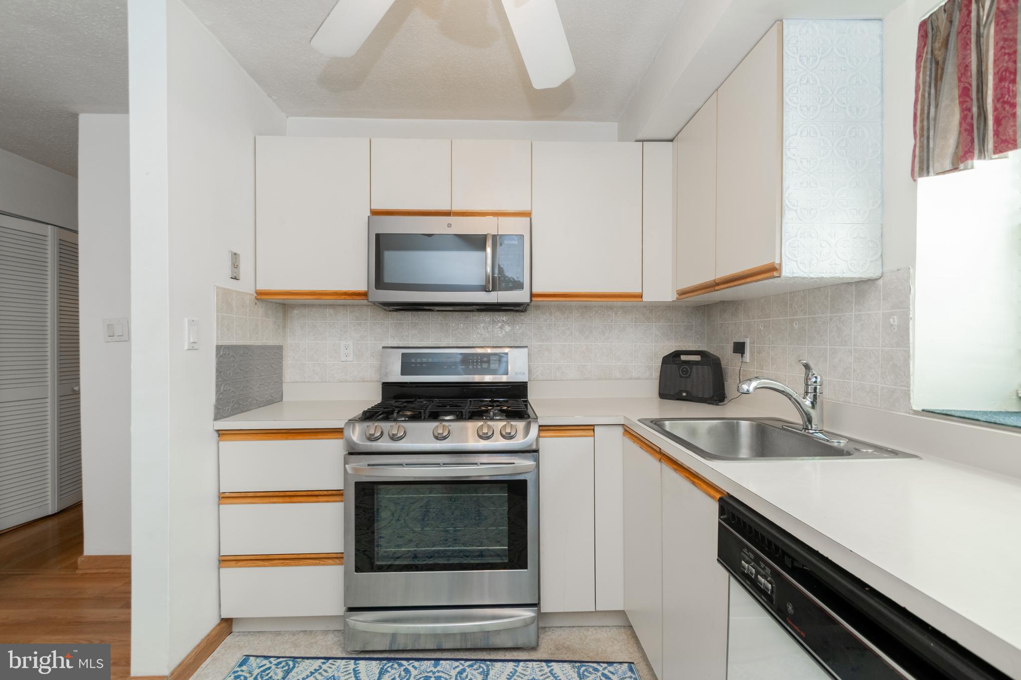 GARDEN OWINGS MILLS - Residential