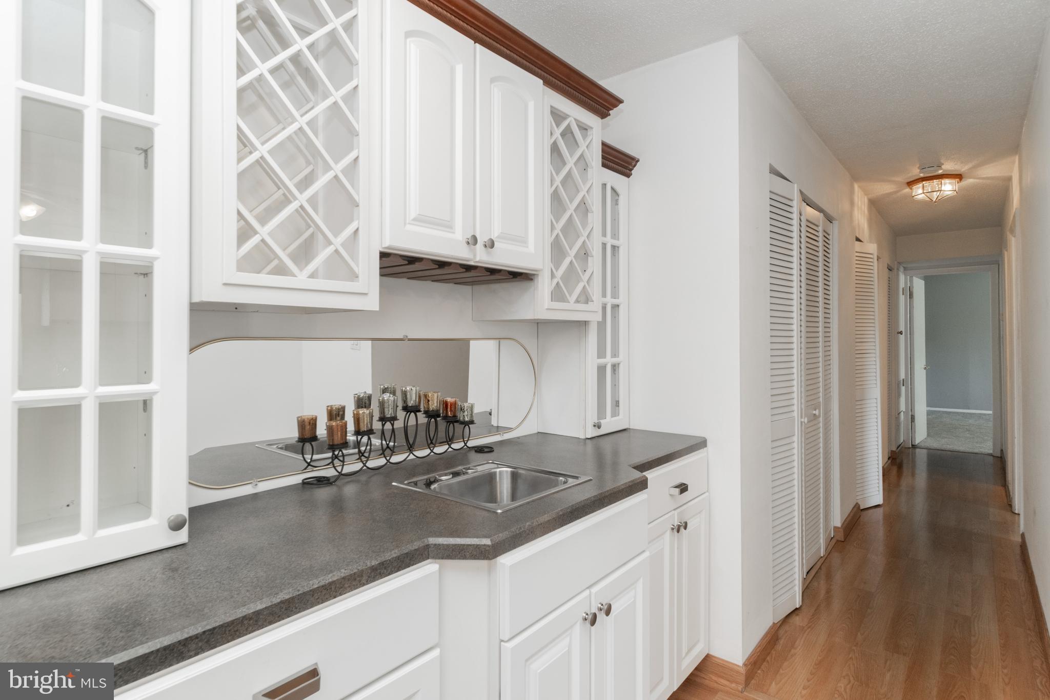 GARDEN OWINGS MILLS - Residential