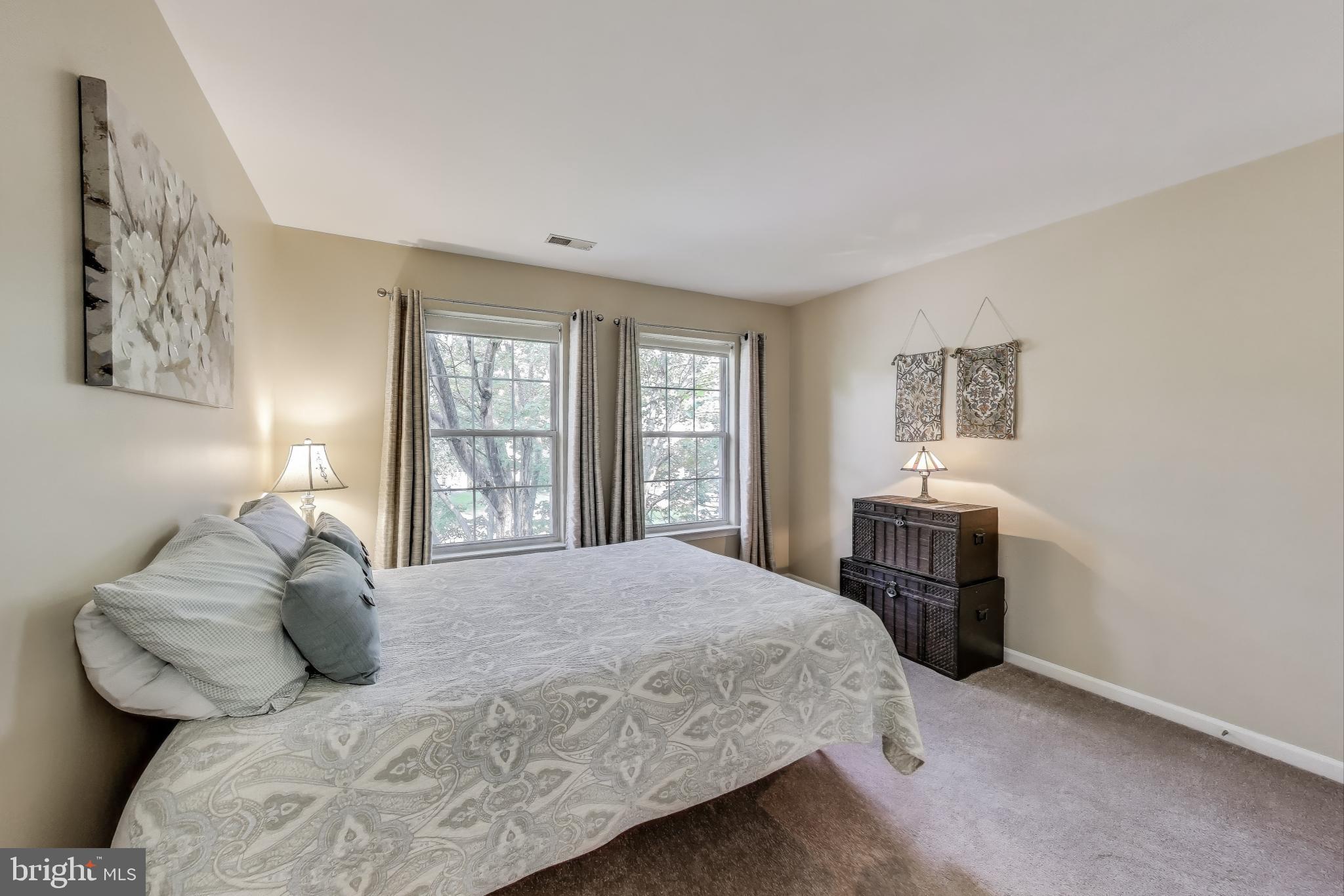 SENECA PARK NORTH - Residential