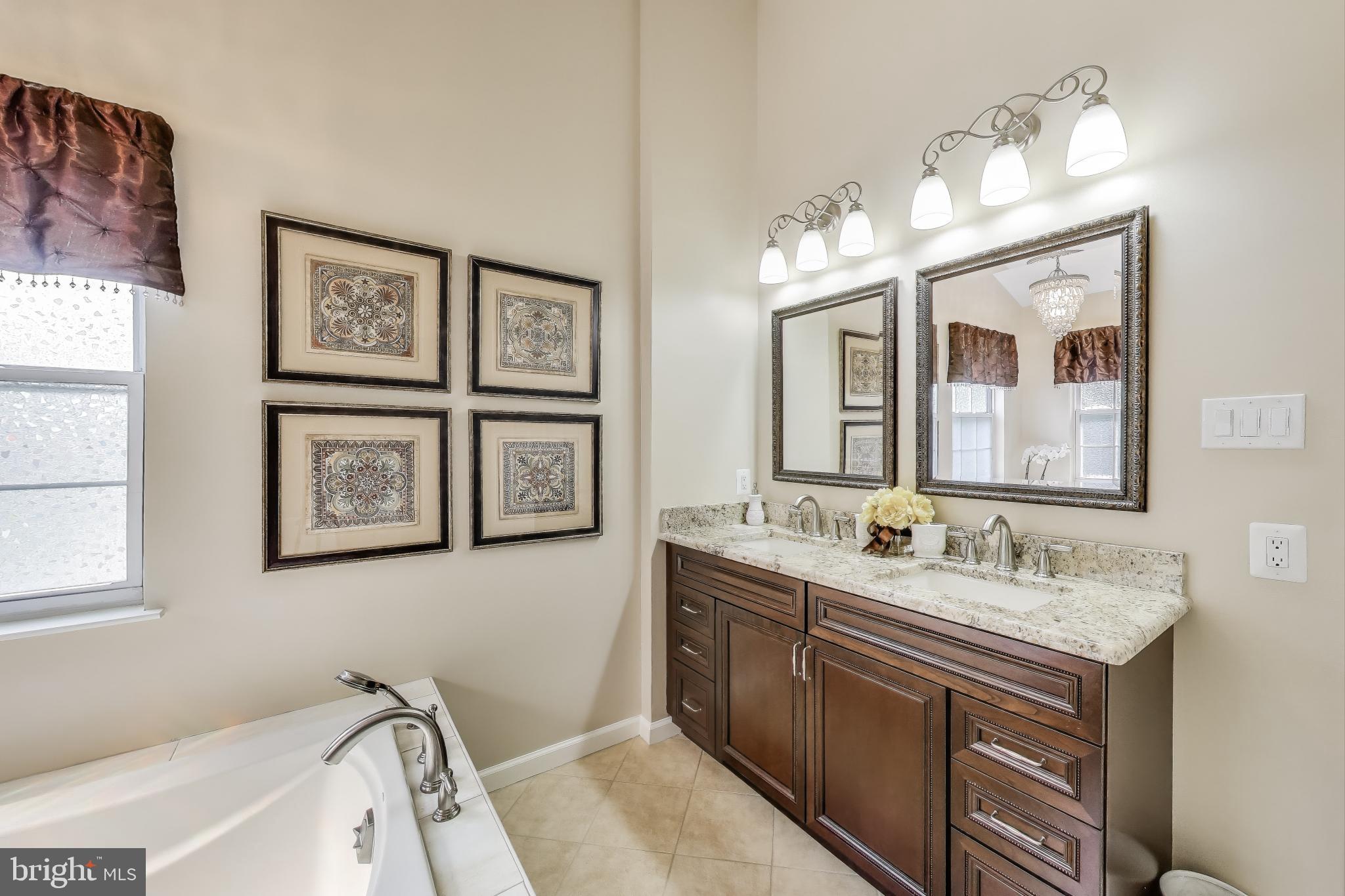 SENECA PARK NORTH - Residential