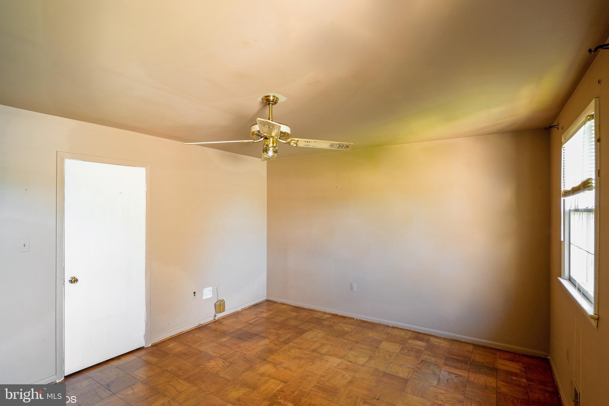 BEECHWOOD SQUARE - Residential