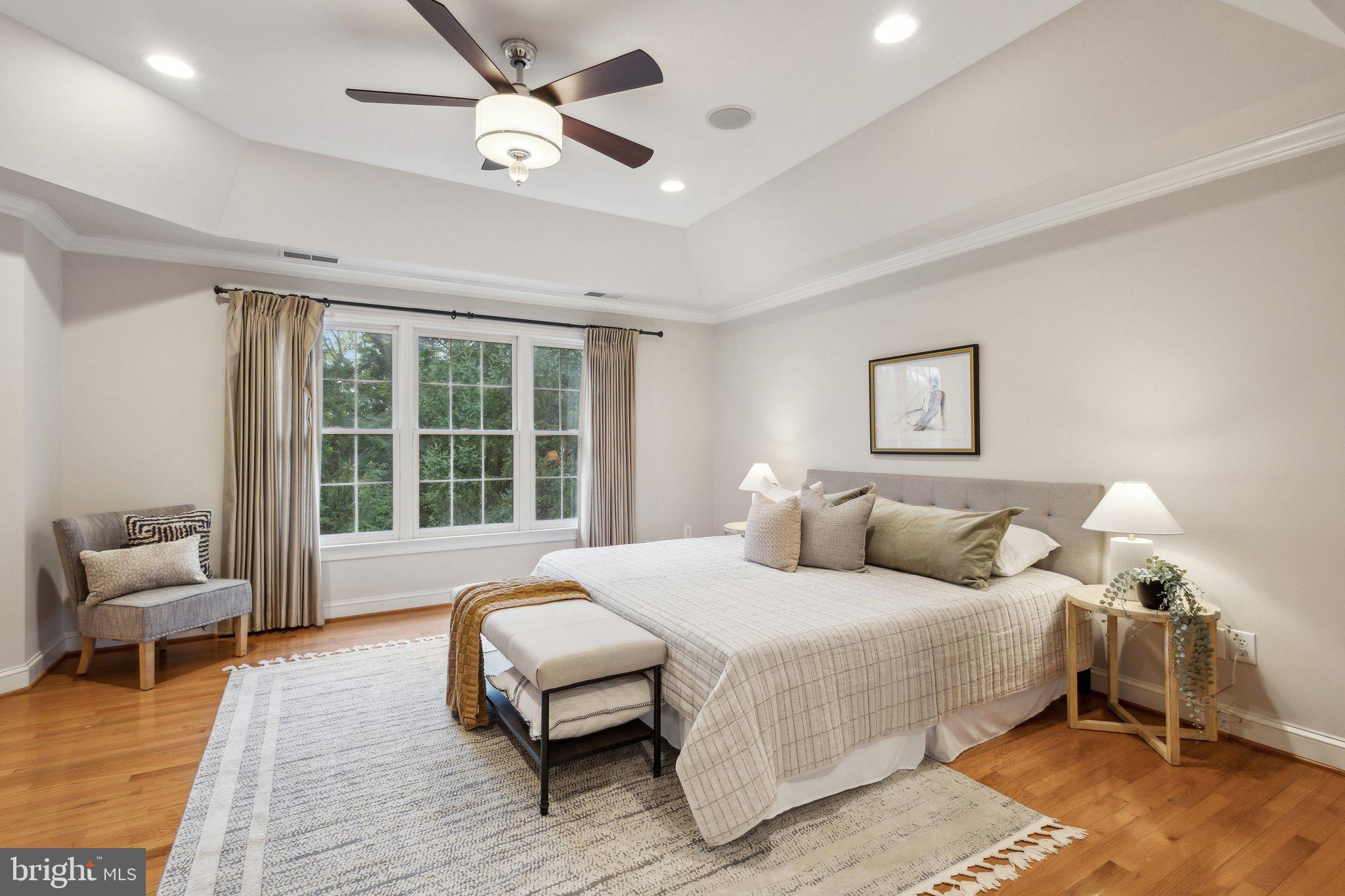 PARI TOWNS - Residential