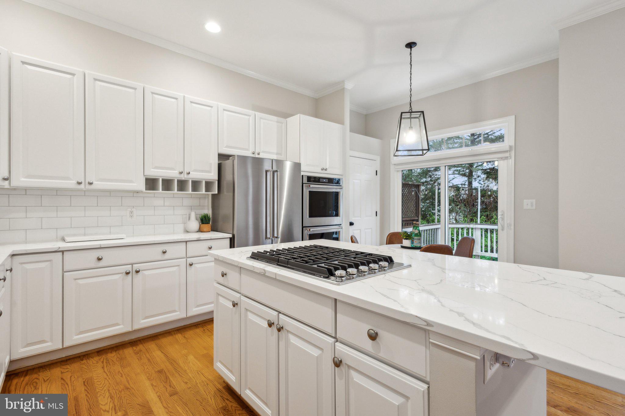 PARI TOWNS - Residential