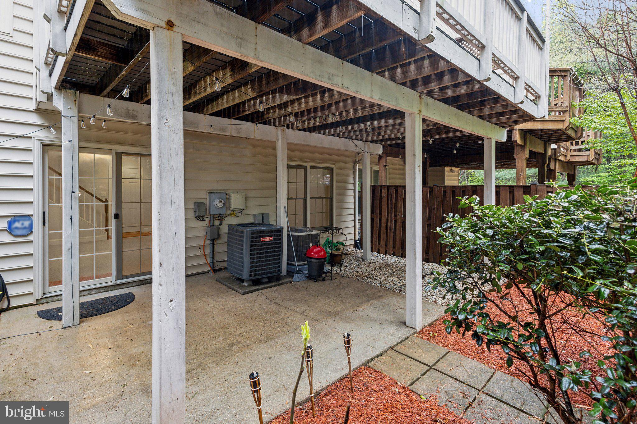 PARI TOWNS - Residential