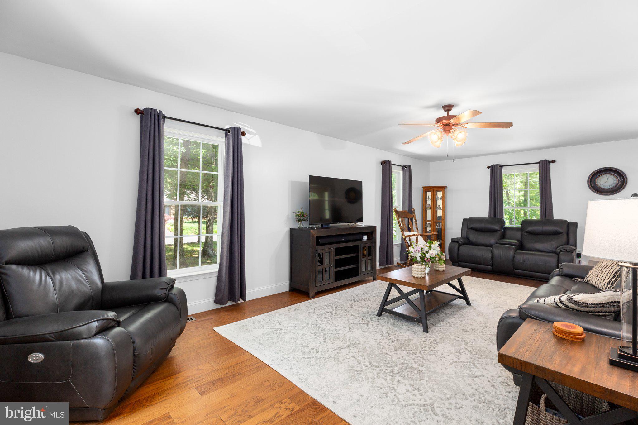 LAKE OF THE WOODS - Residential