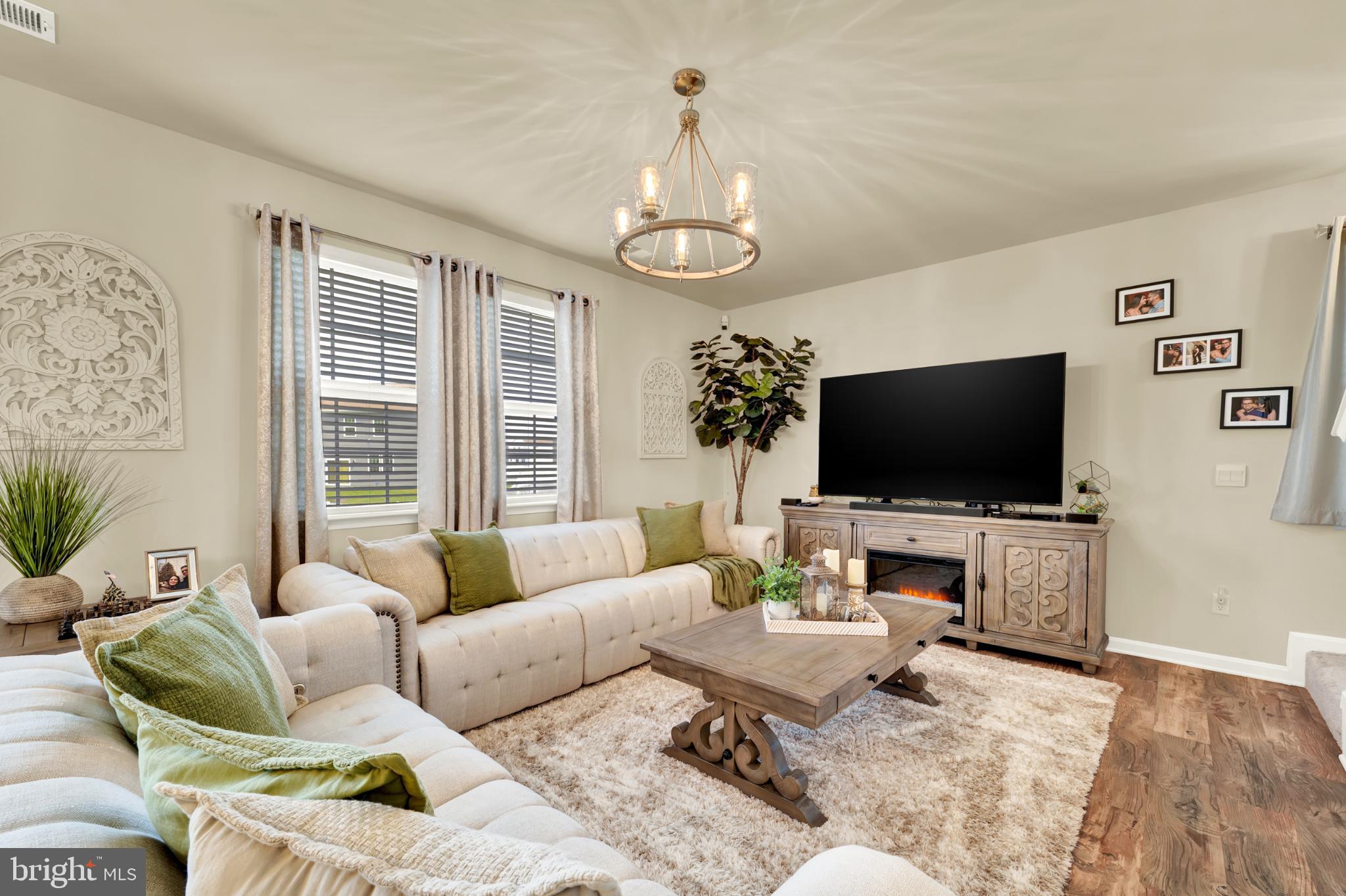 MAGNOLIA SPRINGS - Residential