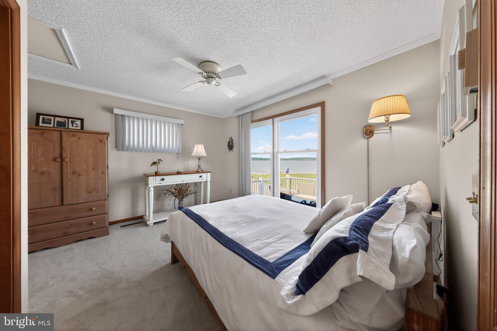WEST VIEW SHORES - Residential