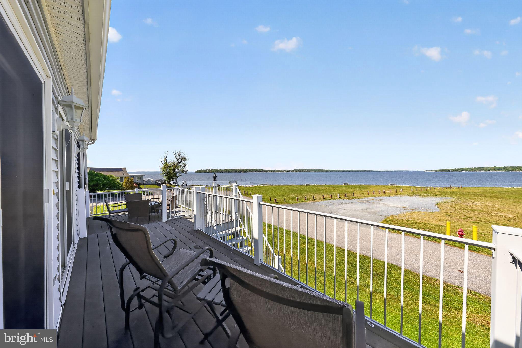 WEST VIEW SHORES - Residential