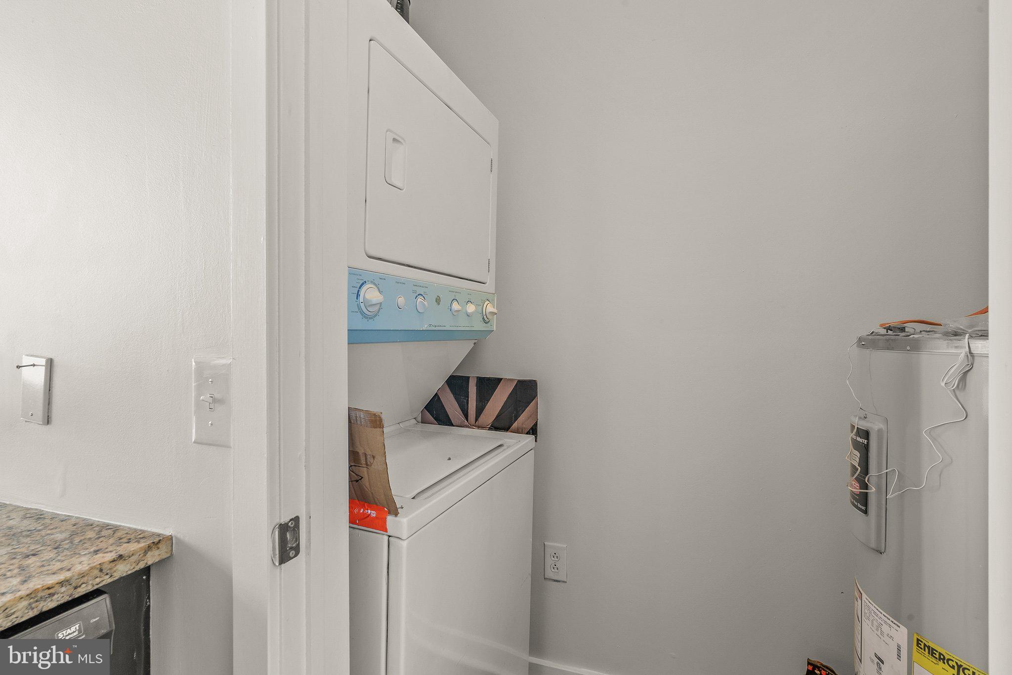 OLDE KENSINGTON - Residential