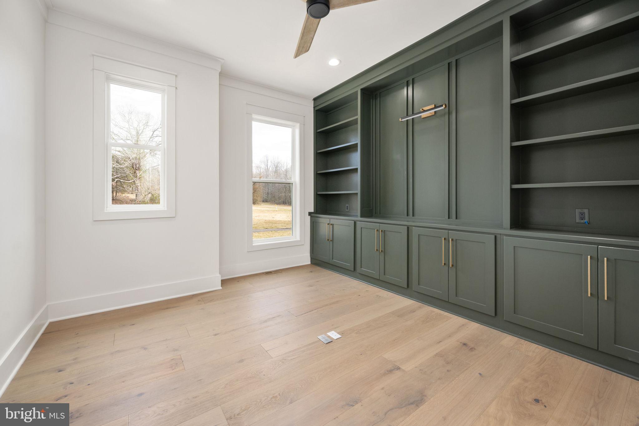 ROSNI ESTATES - Residential