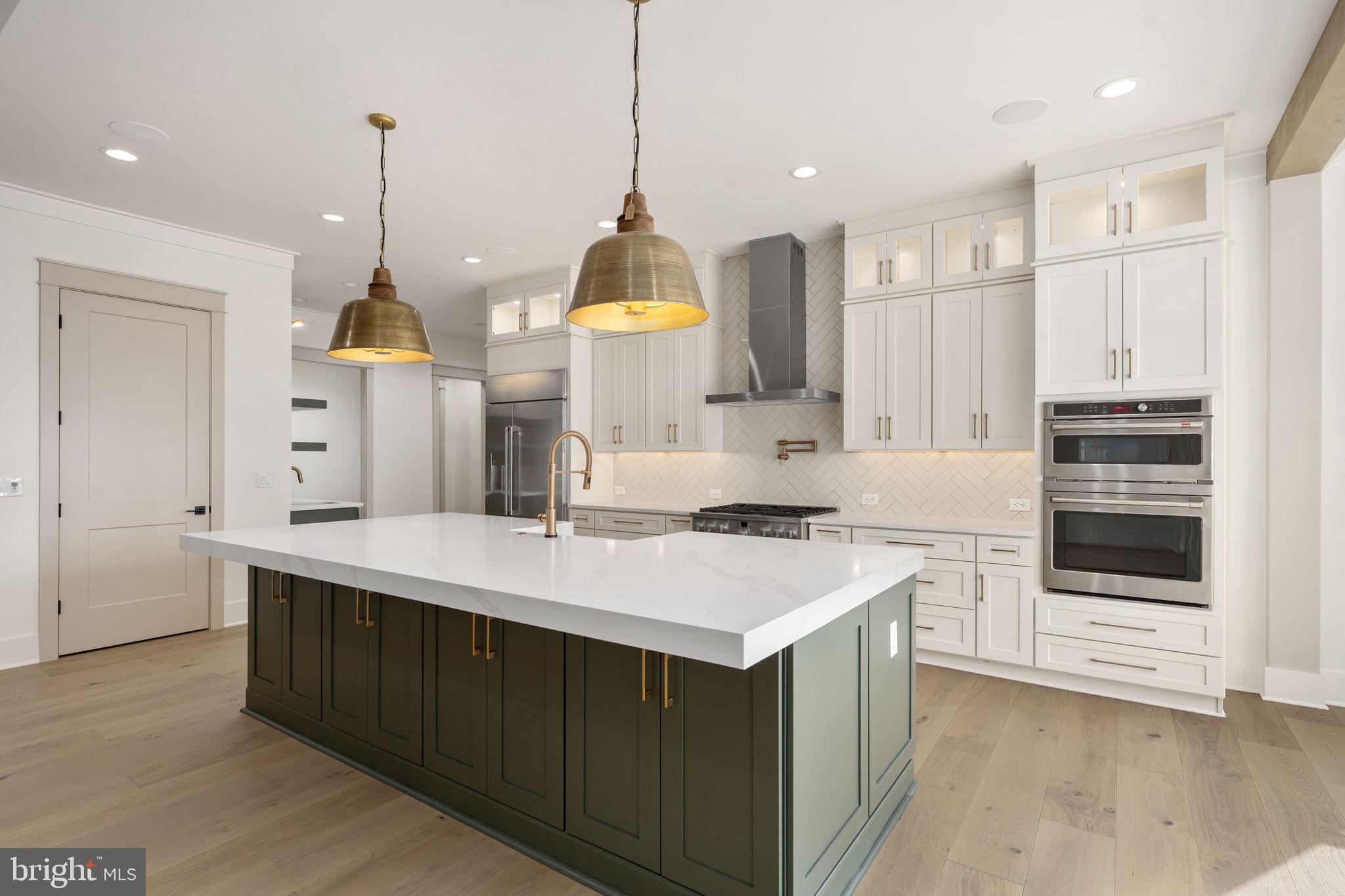 ROSNI ESTATES - Residential