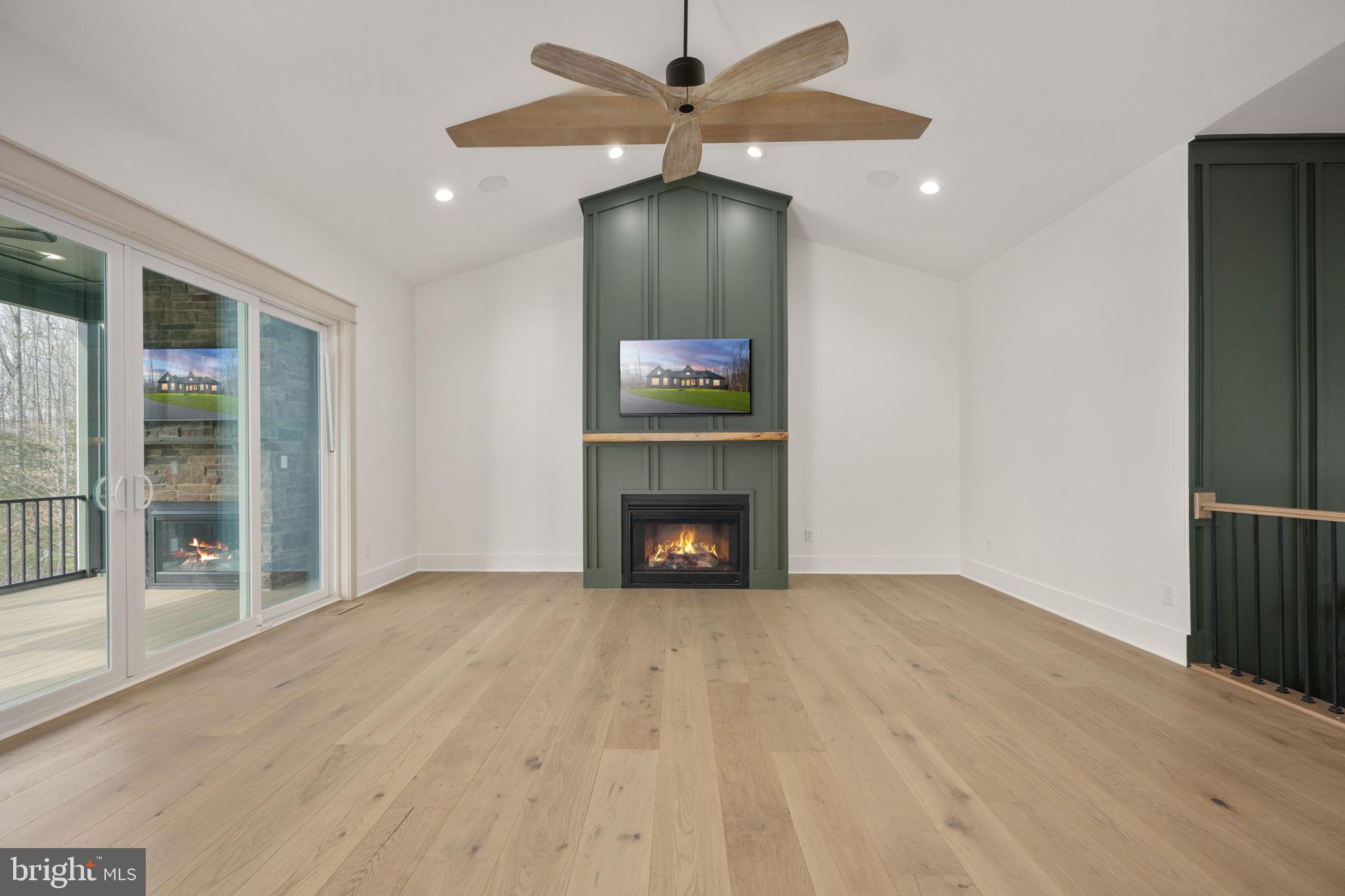 ROSNI ESTATES - Residential