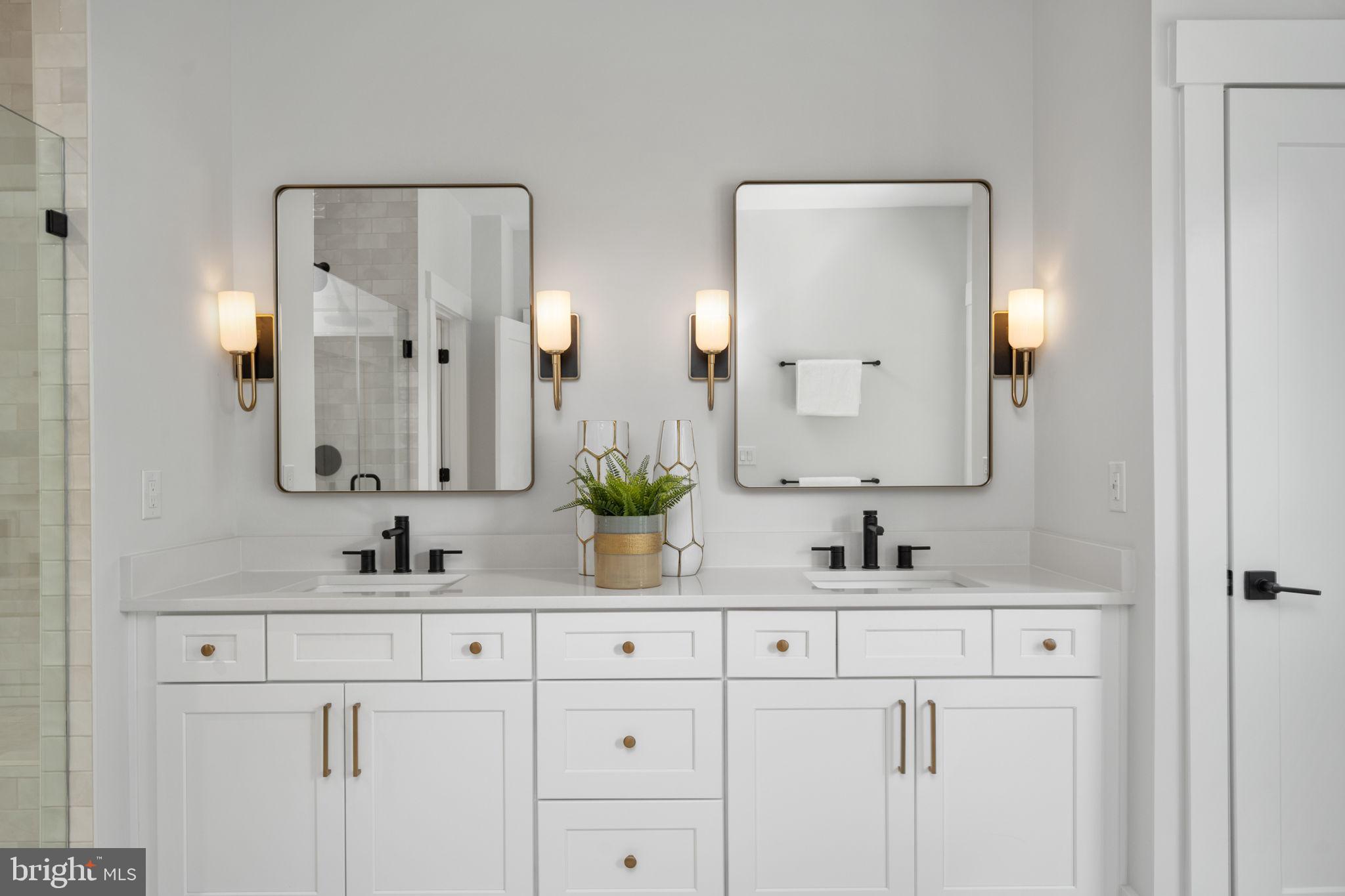 ROSNI ESTATES - Residential