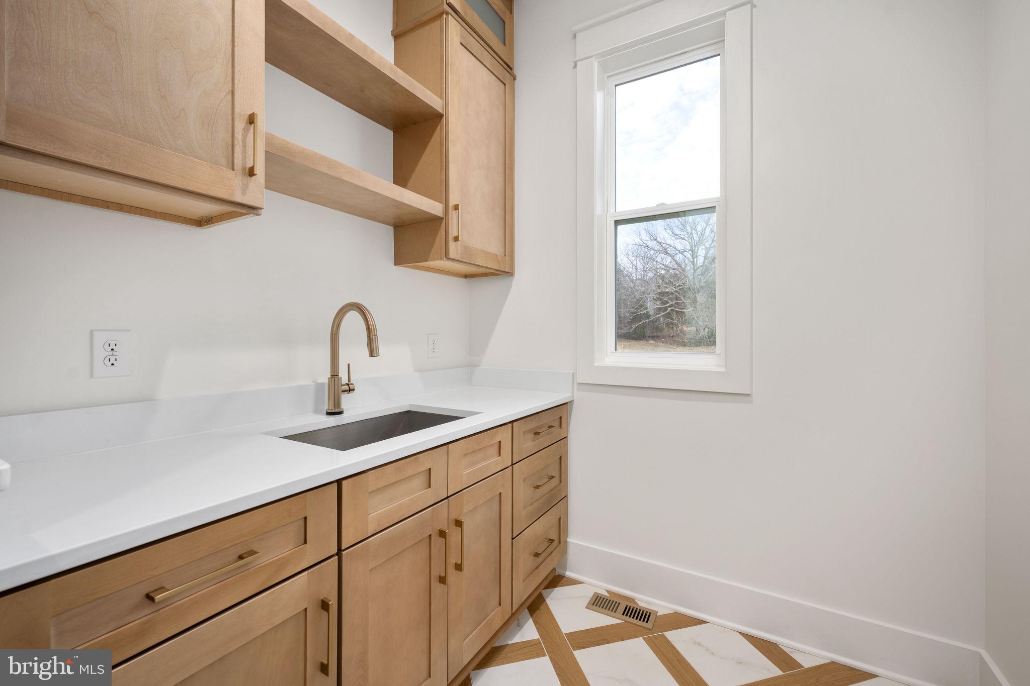 ROSNI ESTATES - Residential