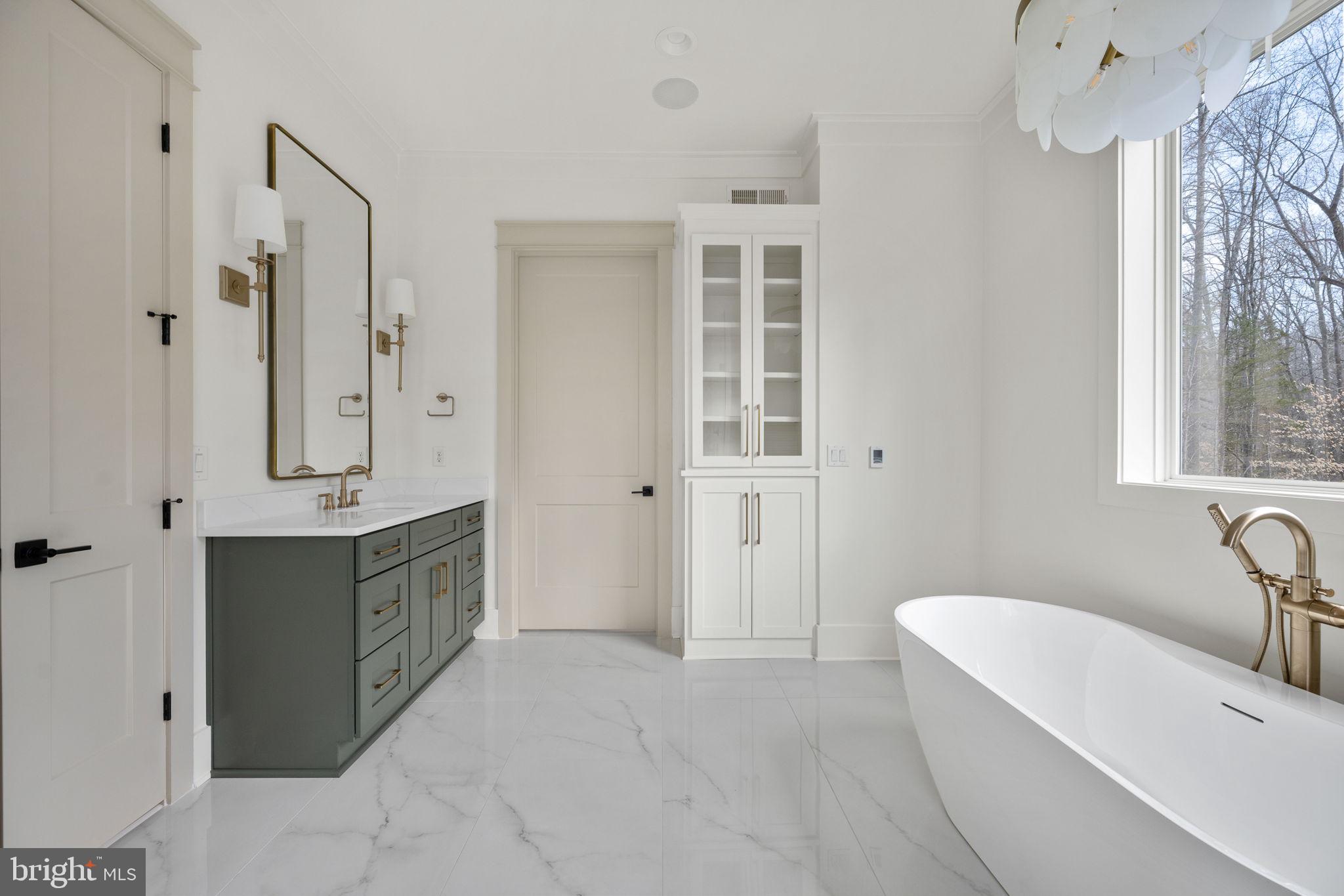 ROSNI ESTATES - Residential