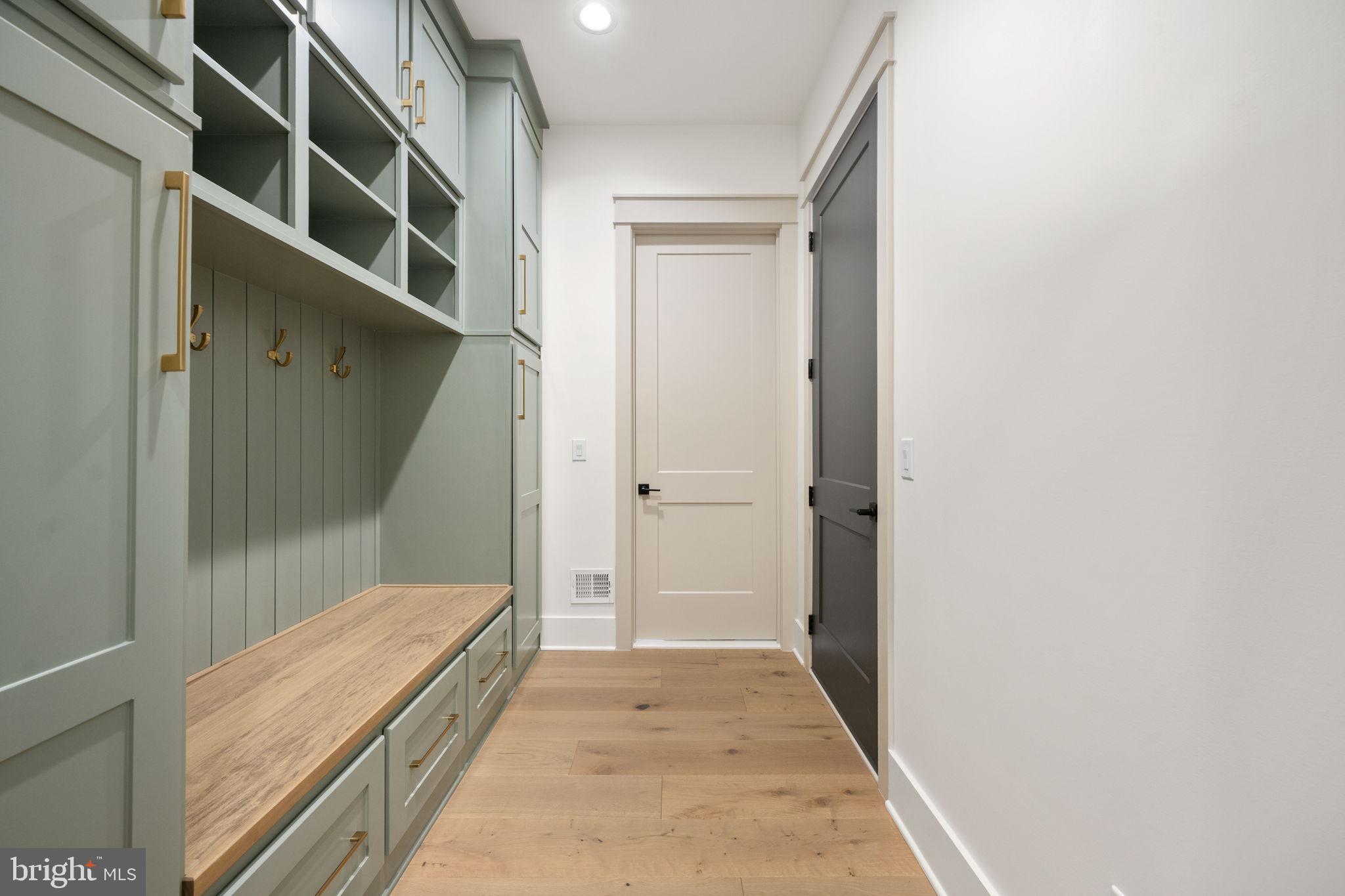 ROSNI ESTATES - Residential