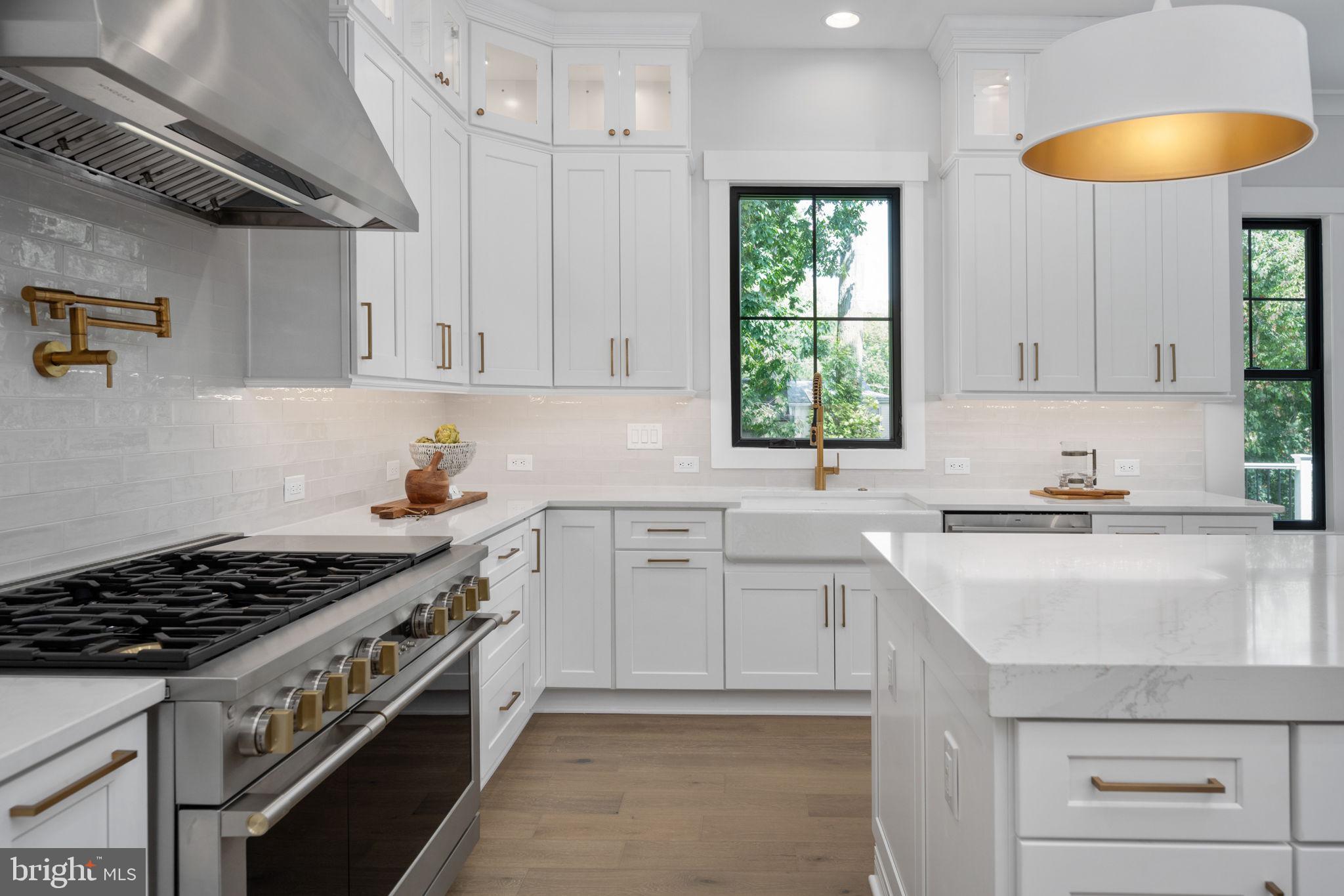 ROSNI ESTATES - Residential